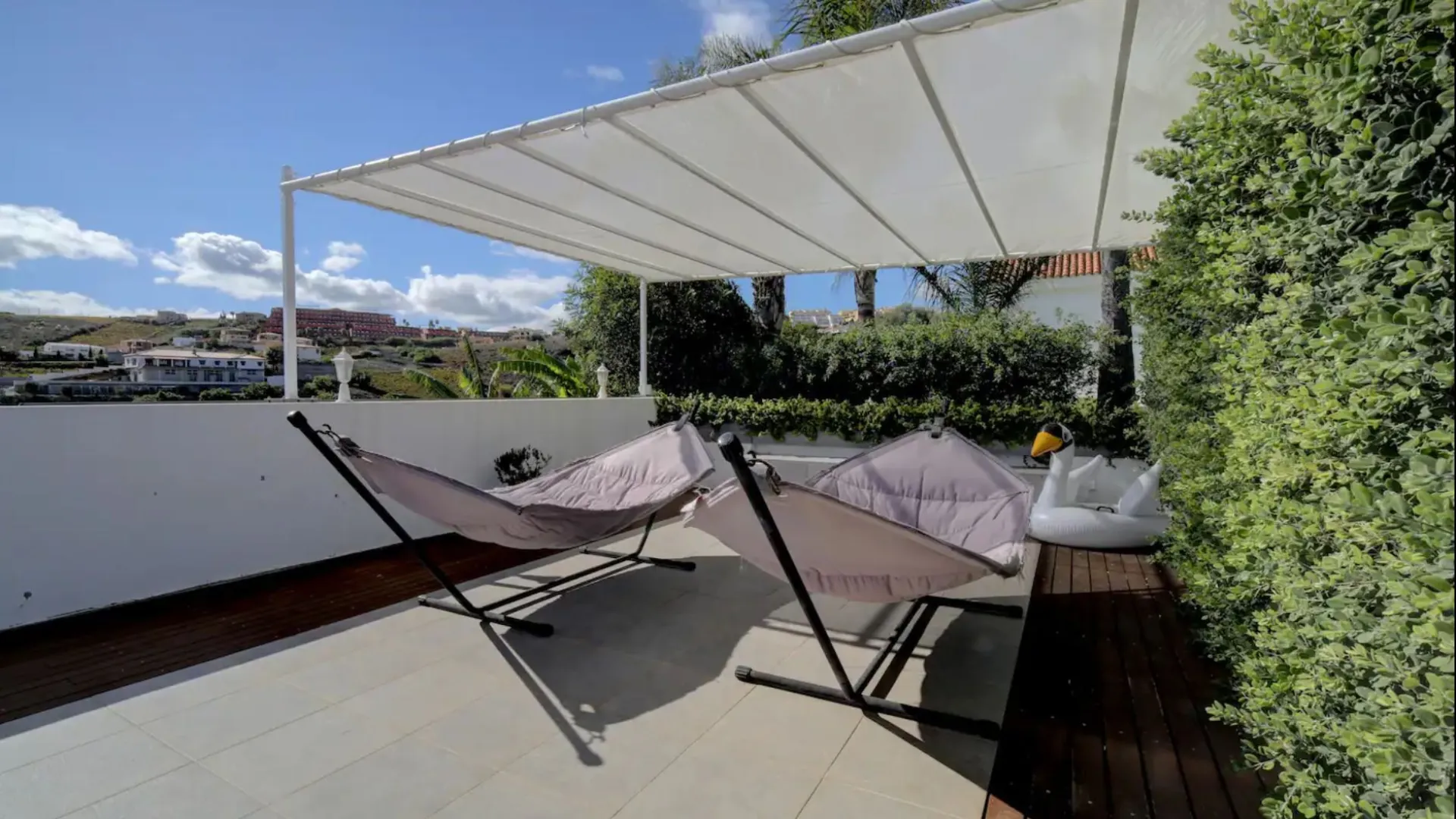 Villa with 6 bedrooms for sale in Sabinillas
