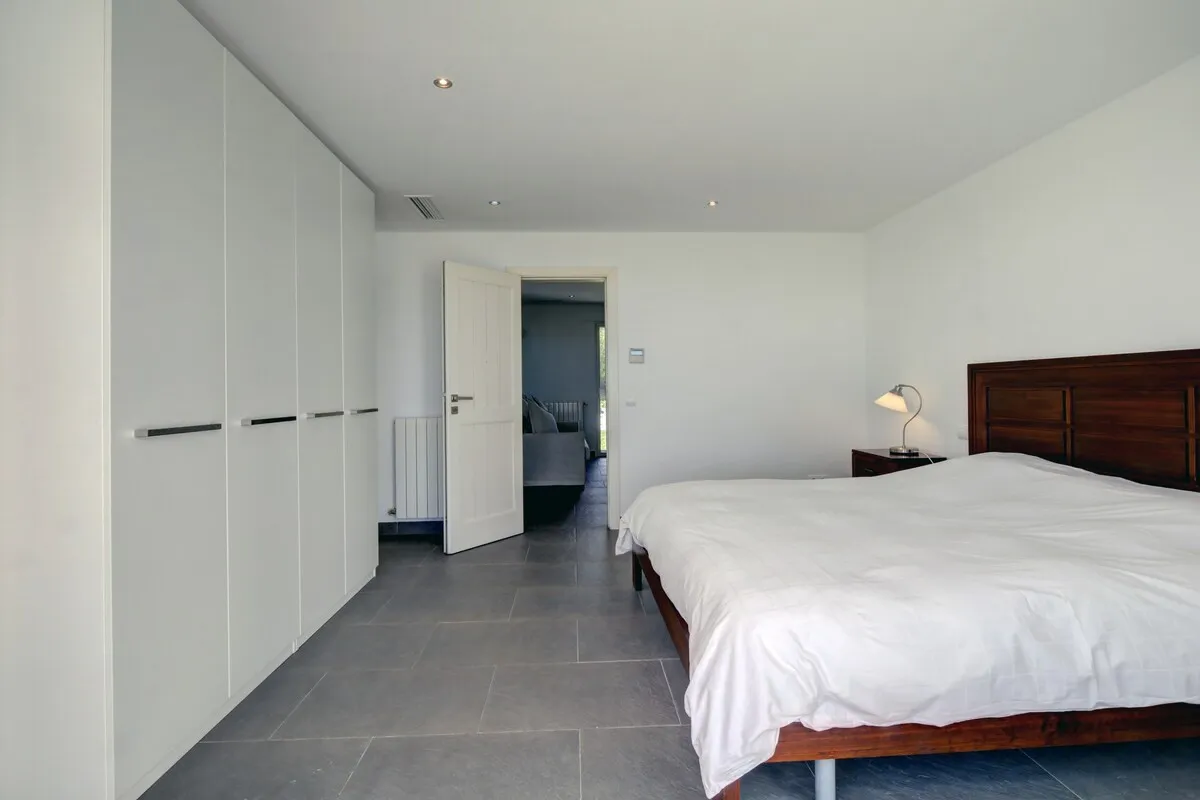 Villa with 6 bedrooms for sale in Sabinillas