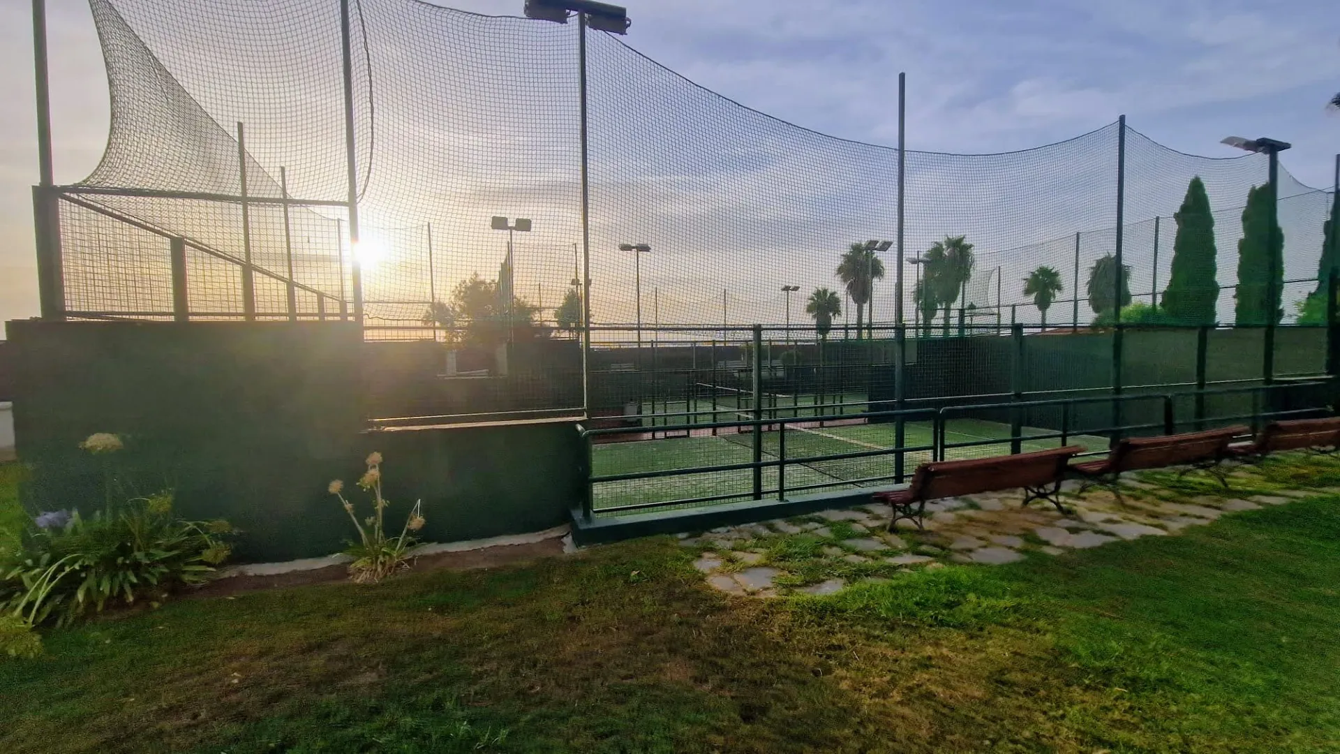 Se vende apartamento planta baja en La Noria IV con 3 dormitorios