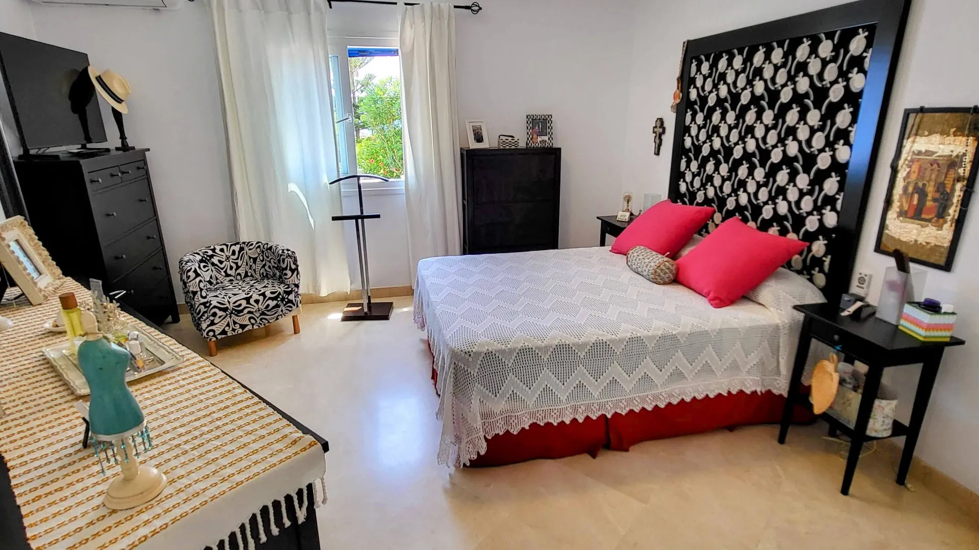 Se vende apartamento planta baja en La Noria IV con 3 dormitorios