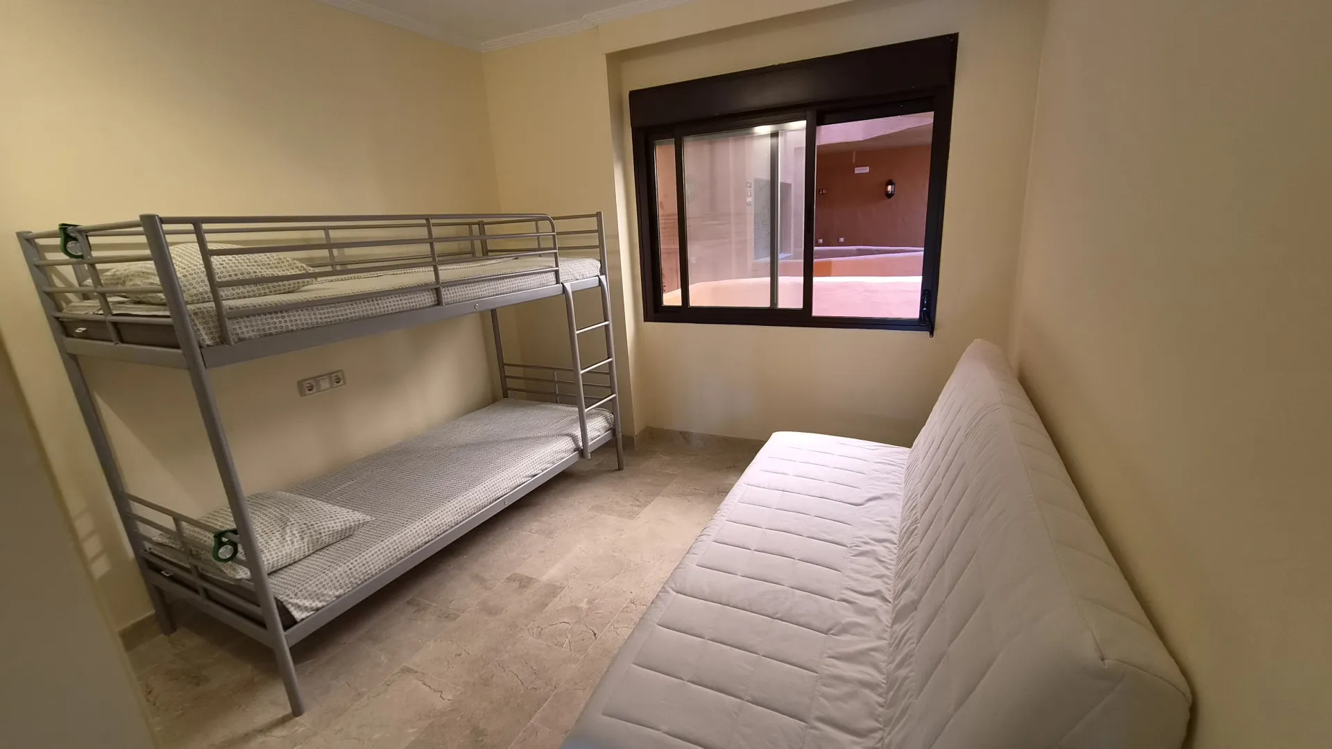Comprar apartamento en Costa Galera con 2 dormitorios