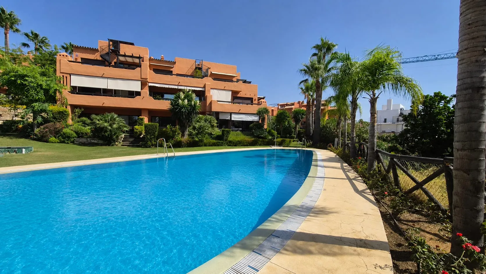 Comprar apartamento en Costa Galera con 2 dormitorios