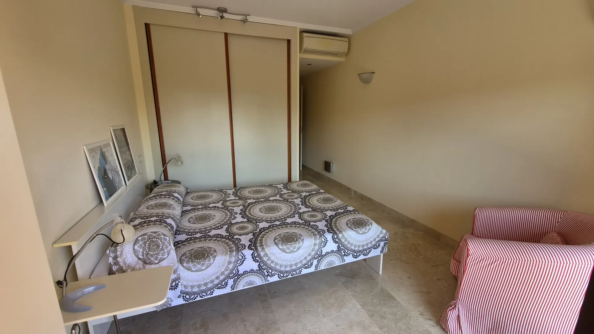 Comprar apartamento en Costa Galera con 2 dormitorios