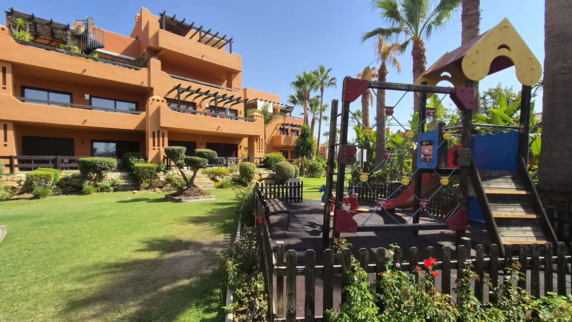 Comprar apartamento en Costa Galera con 2 dormitorios