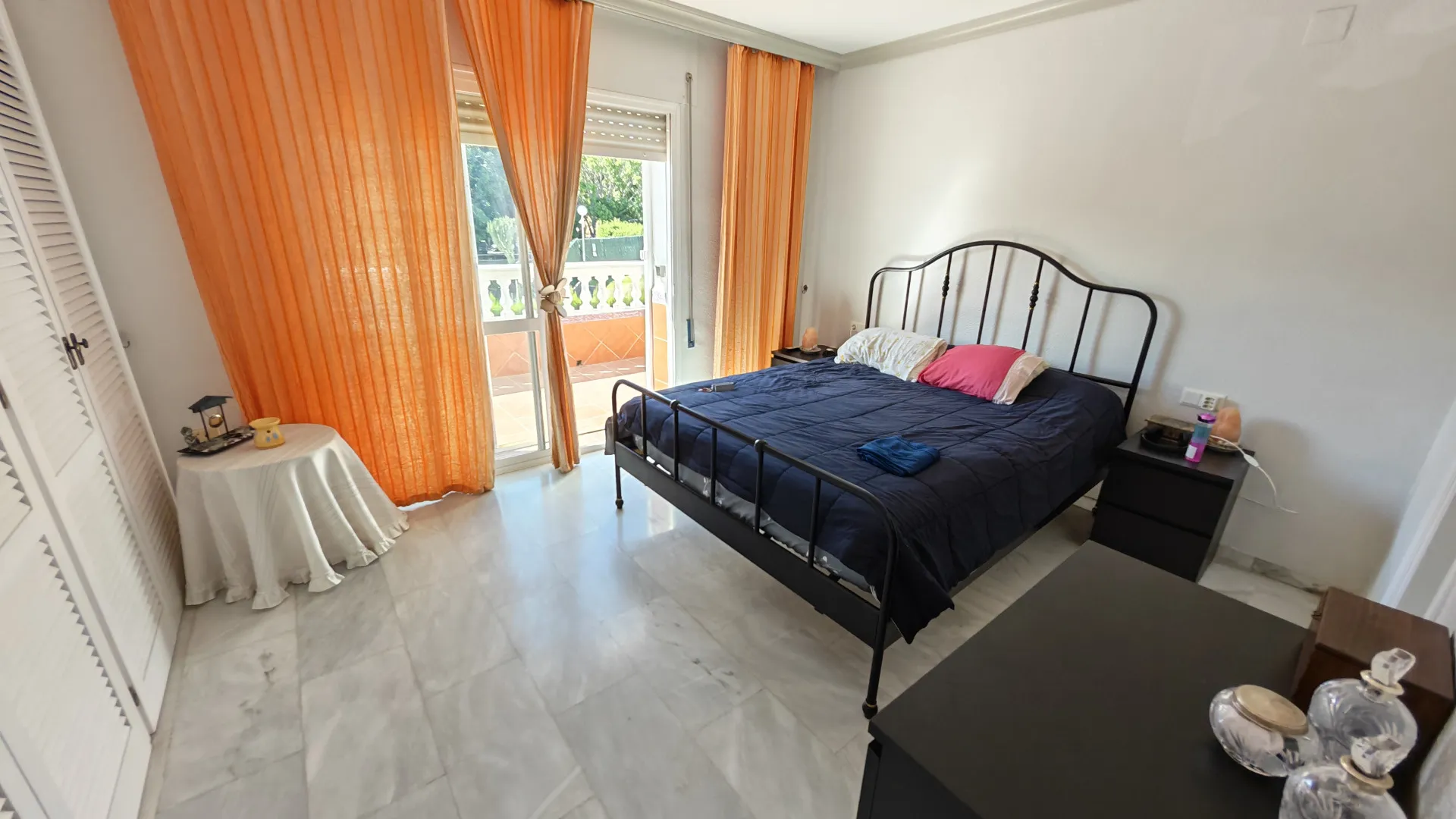 Town house for sale in Guadalobon