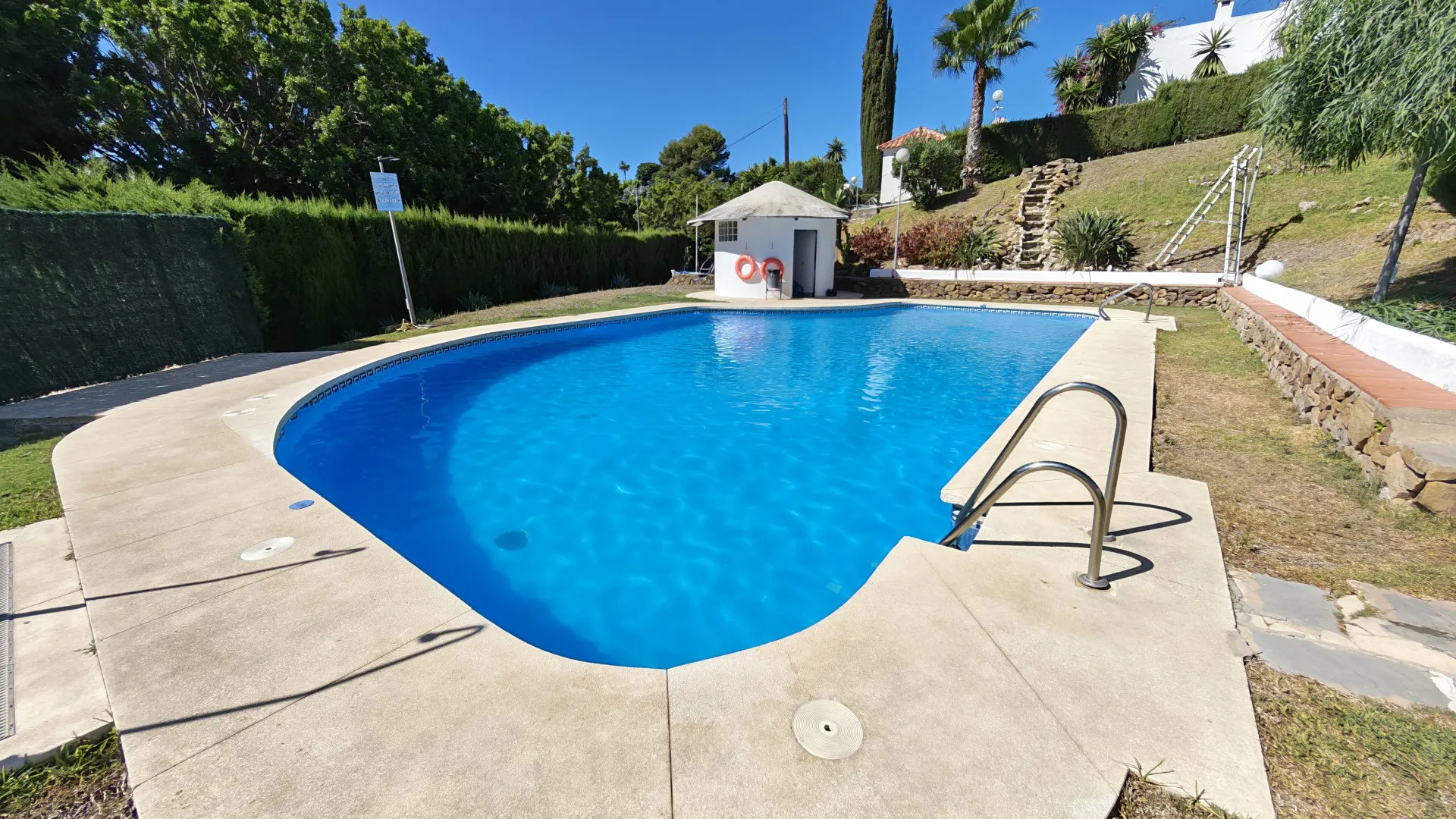 Town house for sale in Guadalobon