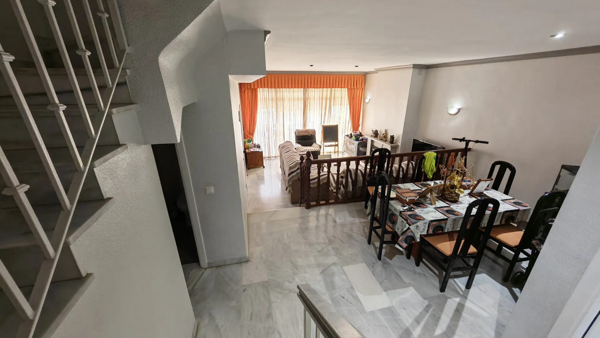 Town house for sale in Guadalobon