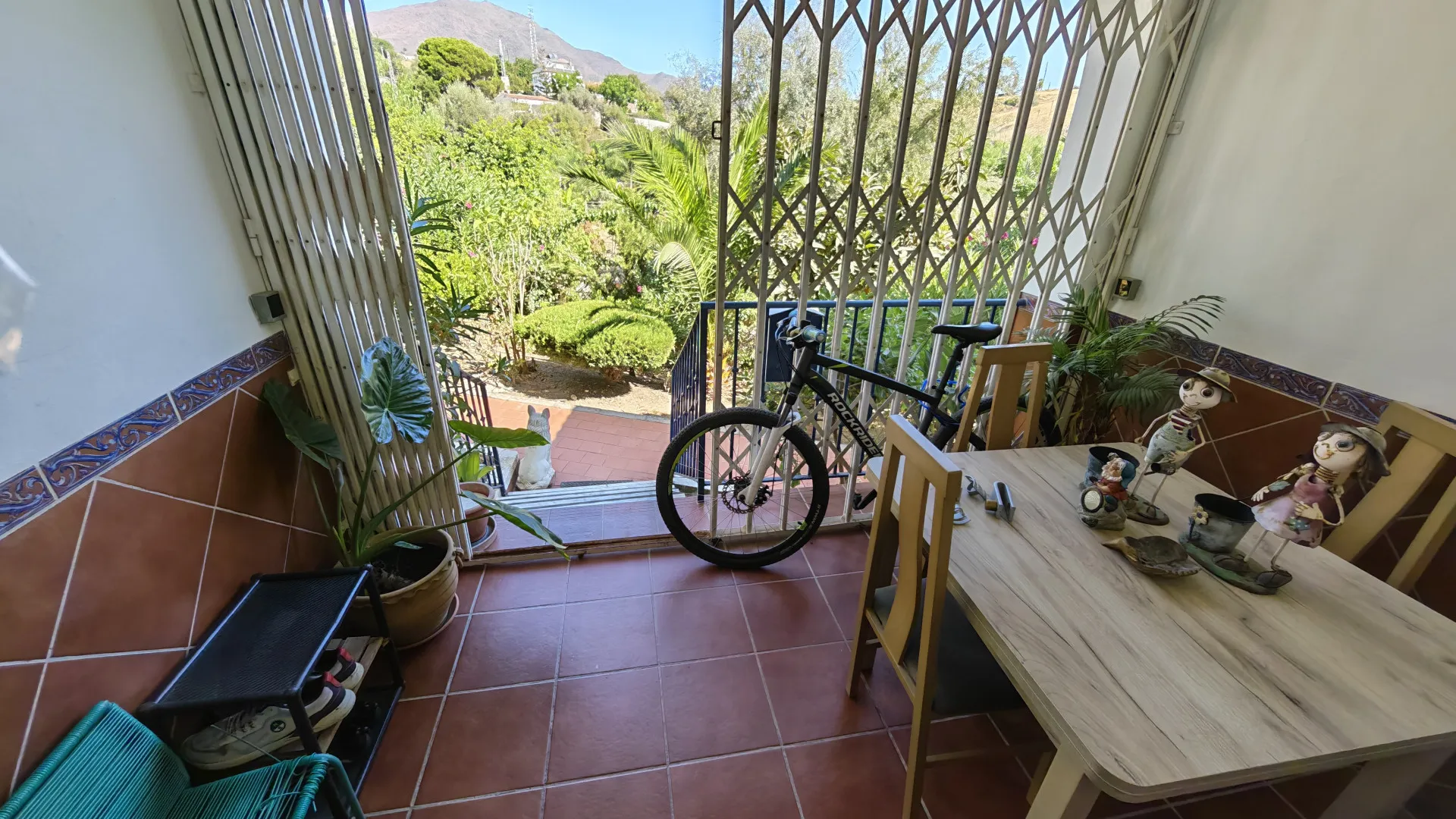 Town house for sale in Guadalobon