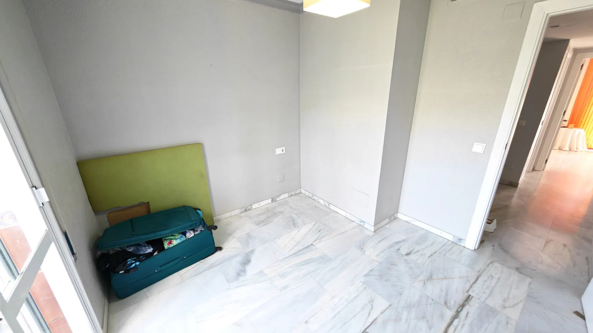 Town house for sale in Guadalobon
