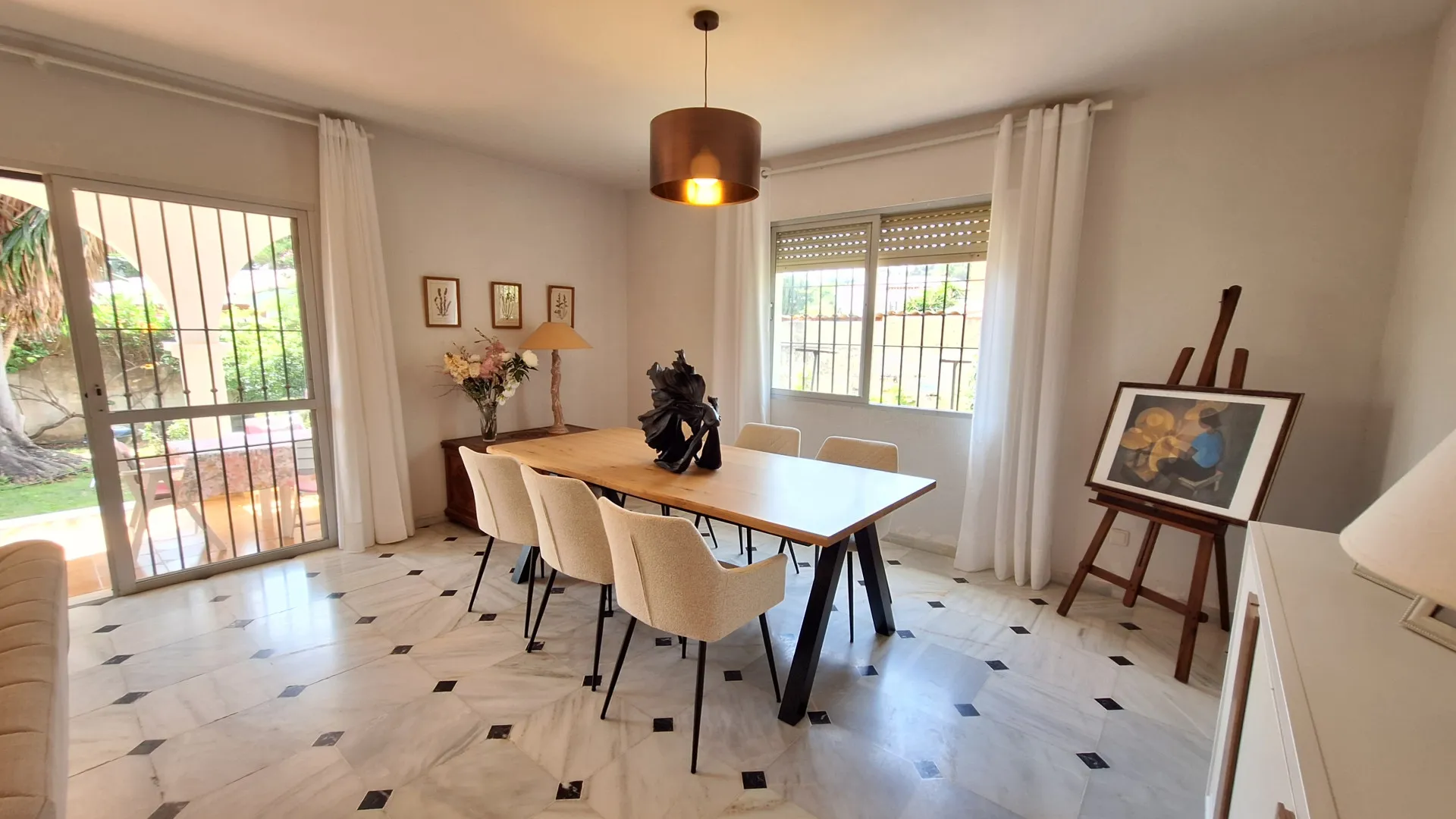 Se vende villa en Arroyo Vaquero