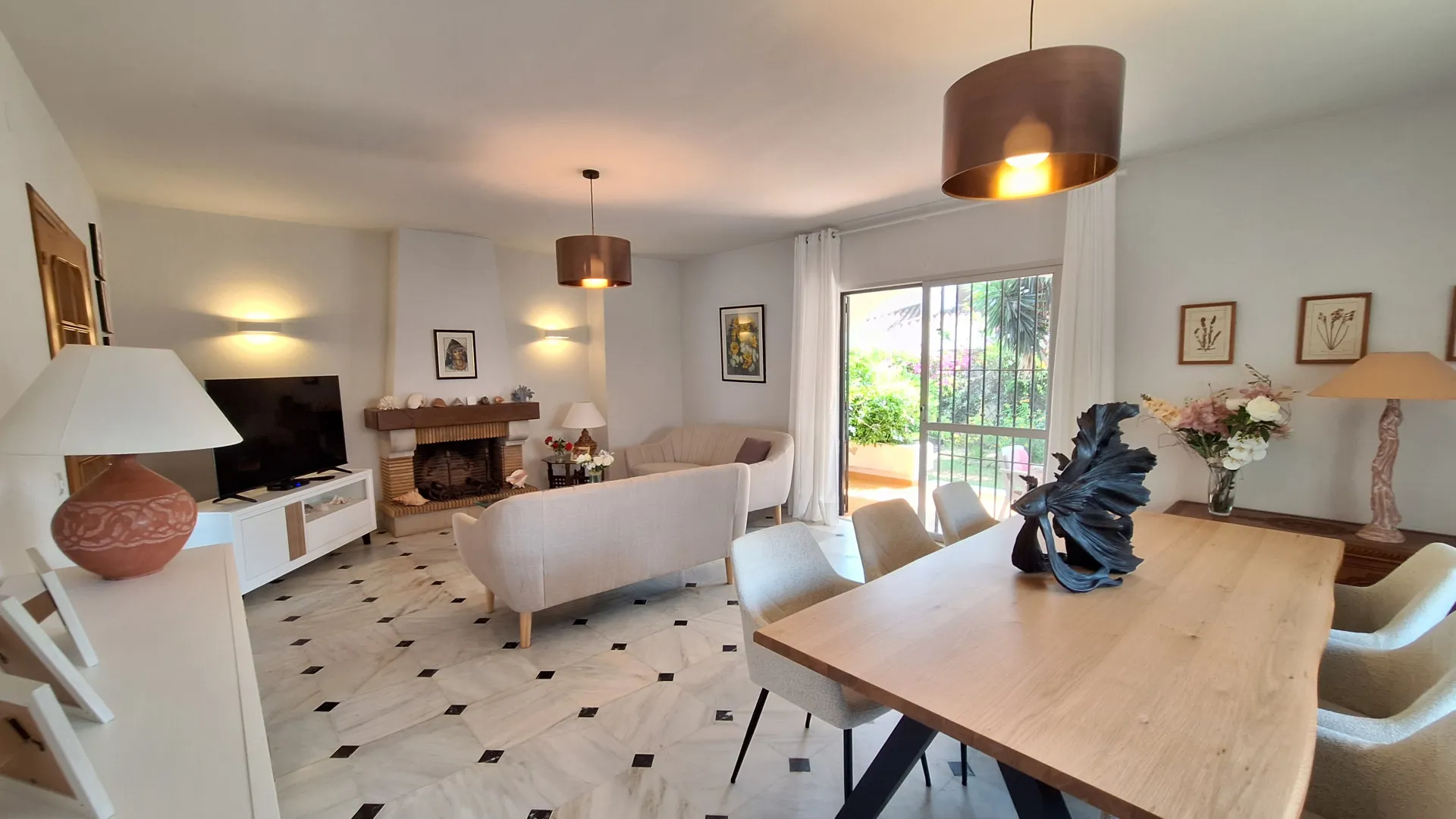 Se vende villa en Arroyo Vaquero