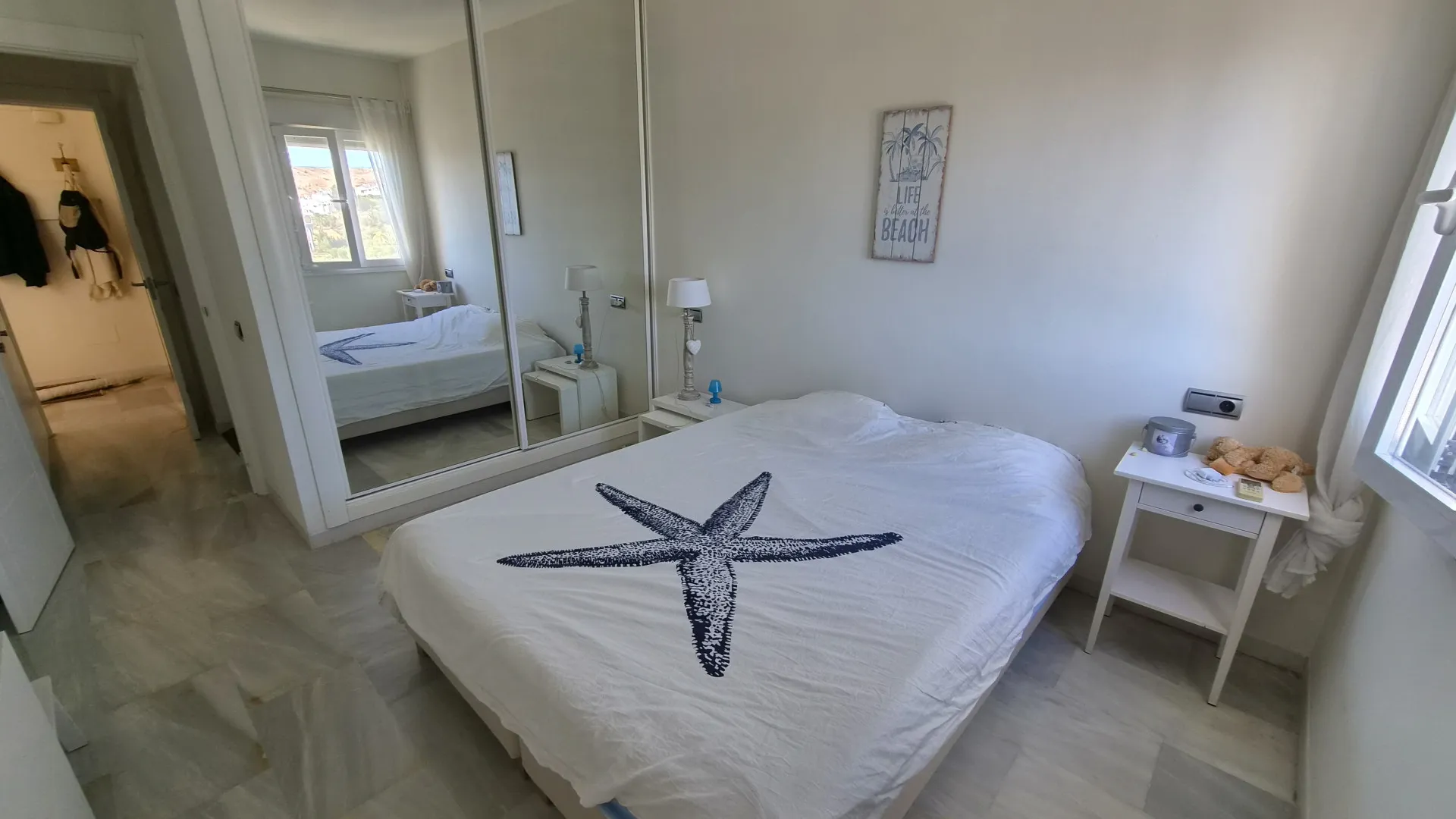 2 bedrooms apartment in Bahía de Estepona for sale