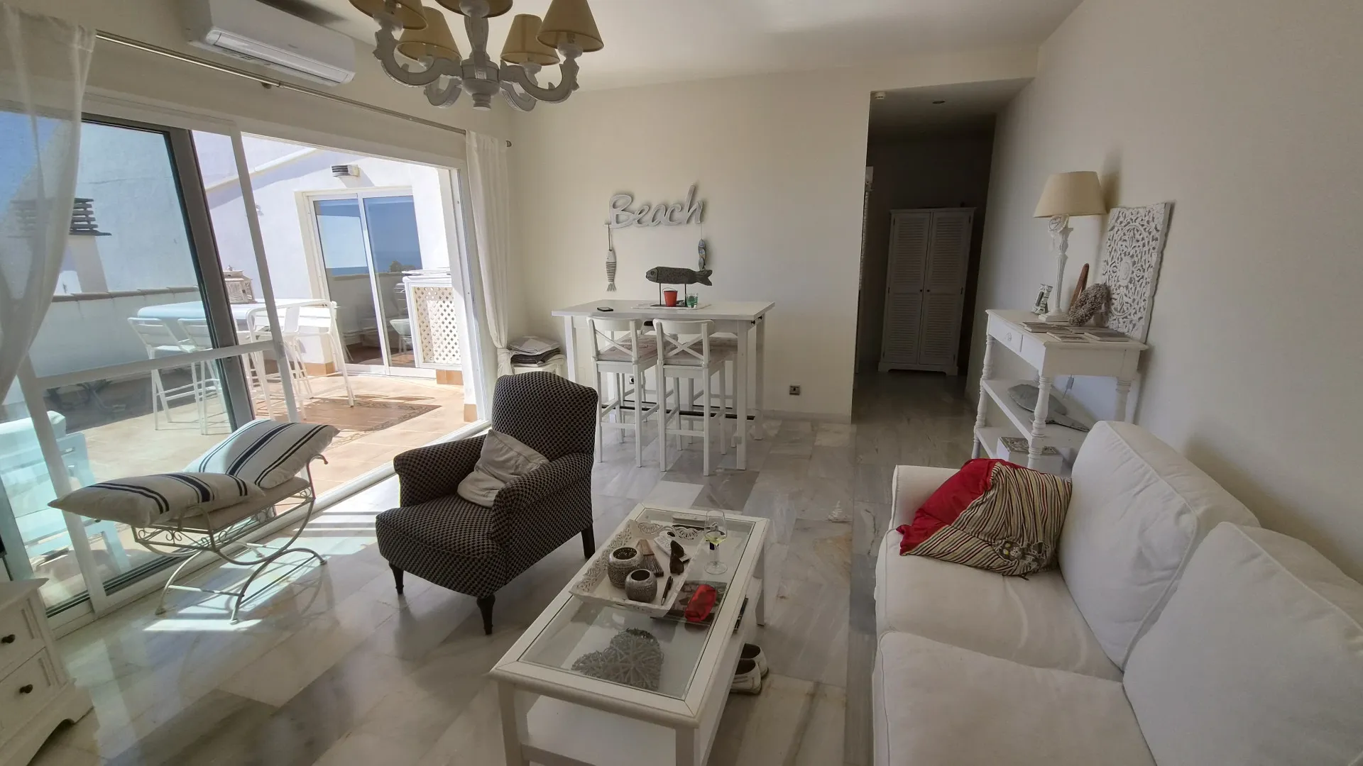 2 bedrooms apartment in Bahía de Estepona for sale