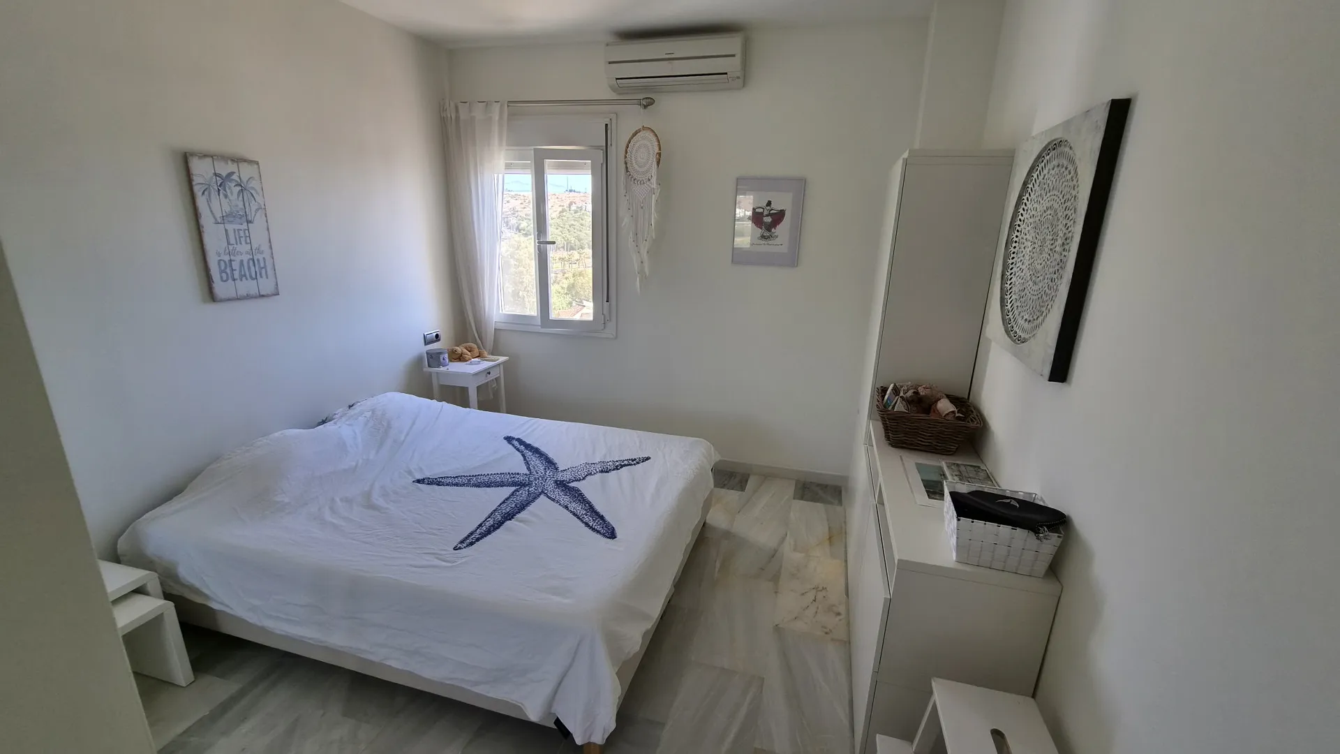 2 bedrooms apartment in Bahía de Estepona for sale