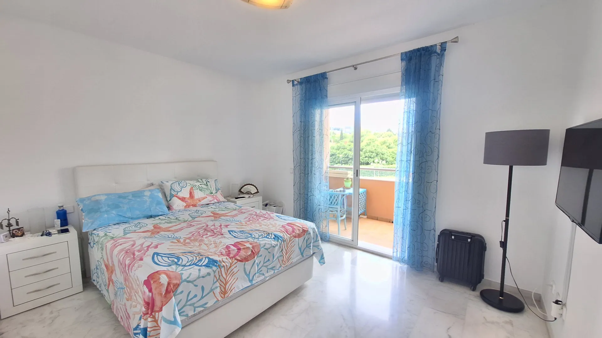 For sale flat in Estepona Centre