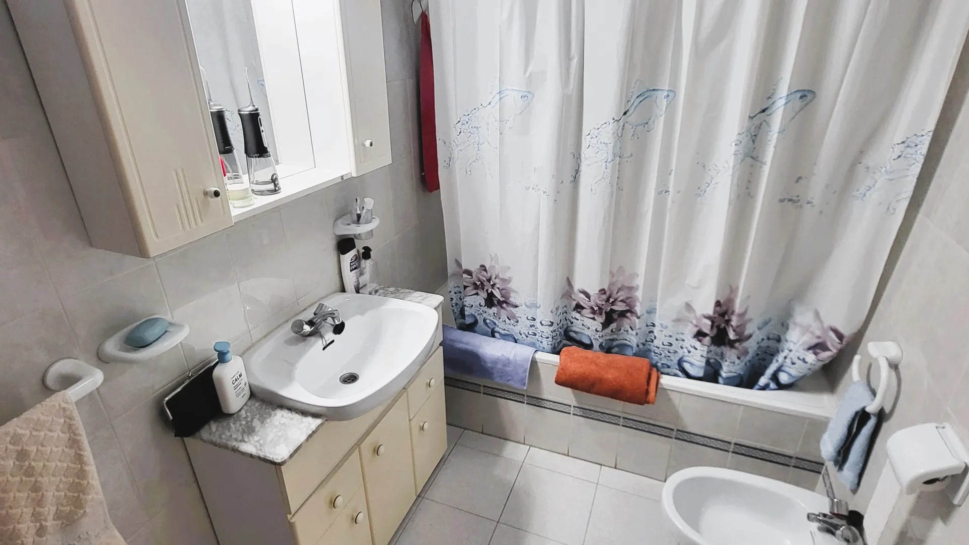Se vende apartamento en Avda de Andalucia - Sierra de Estepona con 3 dormitorios