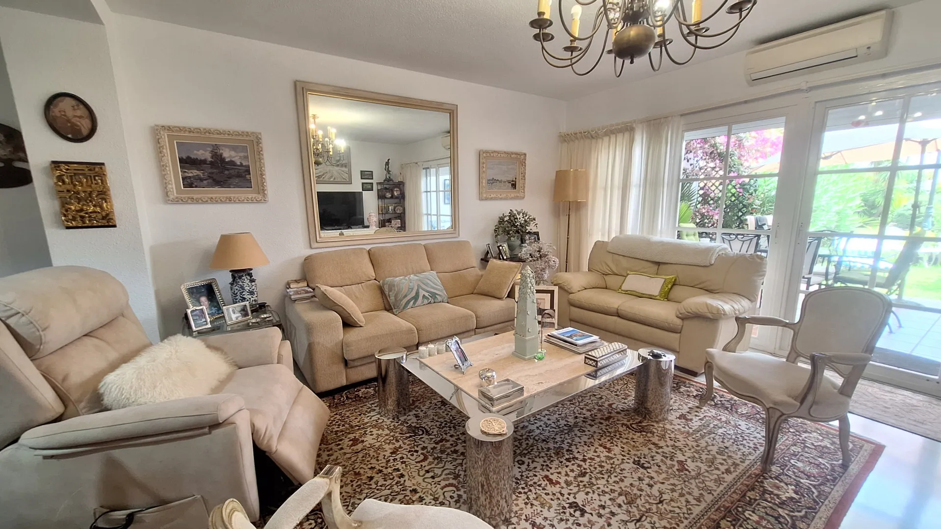3 bedrooms town house for sale in Bel Air