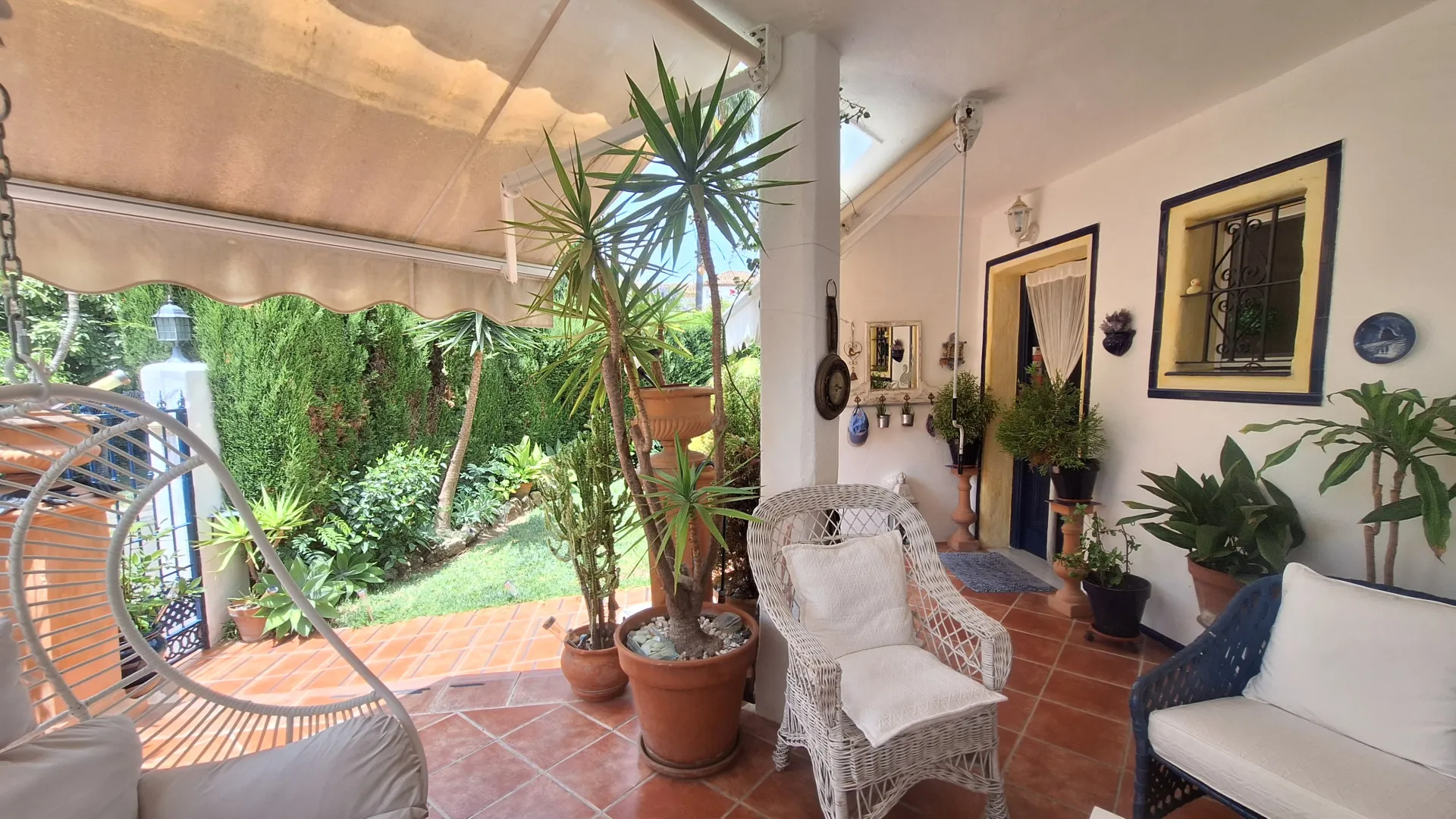 3 bedrooms town house for sale in Bel Air