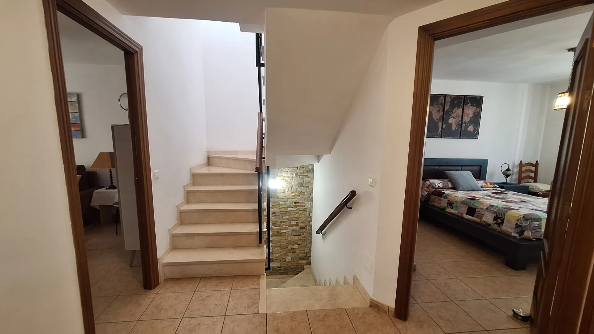 Se vende adosado en Estepona Ciudad de 6 dormitorios