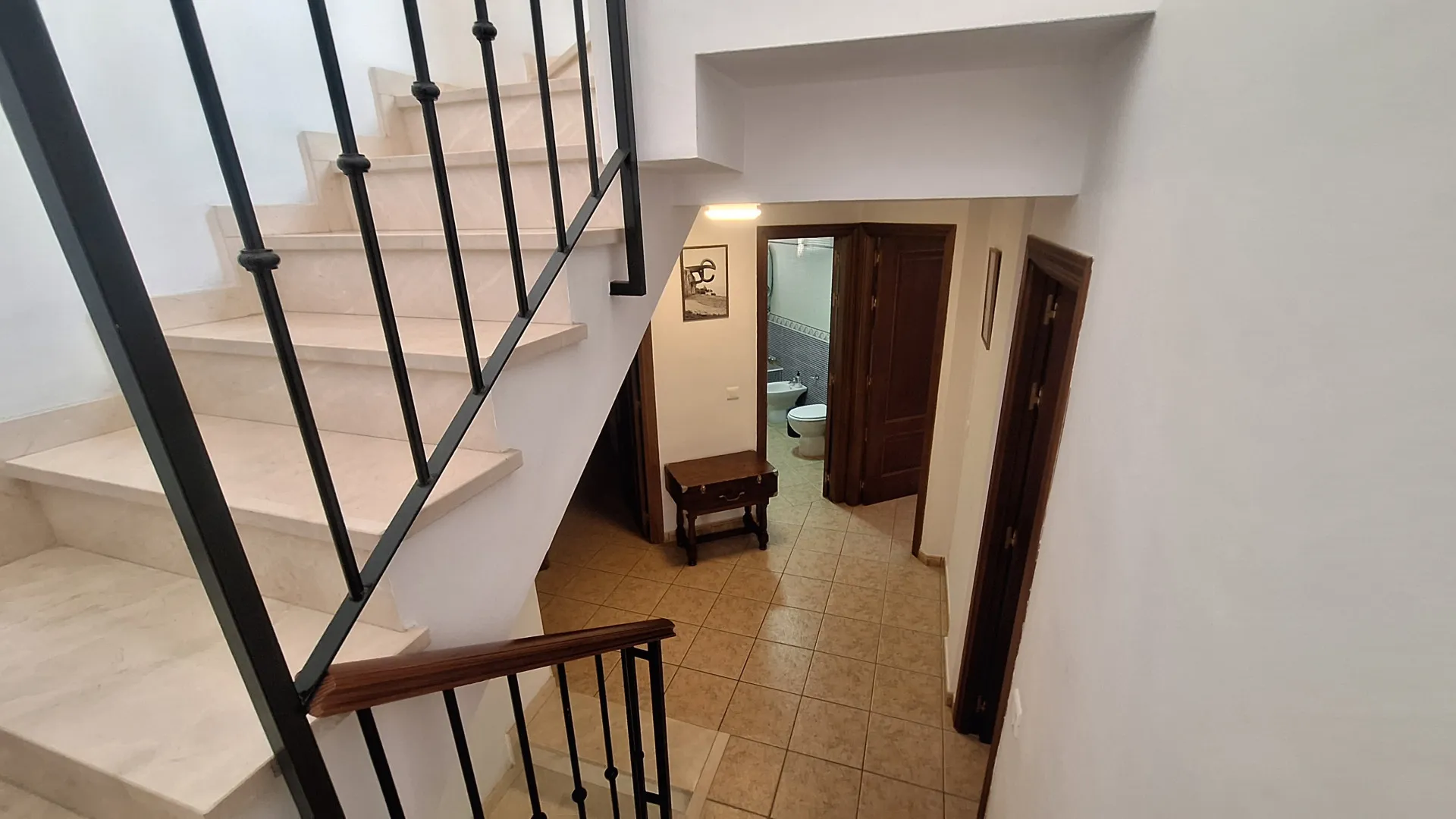 Se vende adosado en Estepona Ciudad de 6 dormitorios