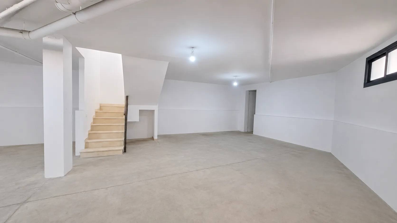 Se vende adosado en Estepona Ciudad de 6 dormitorios