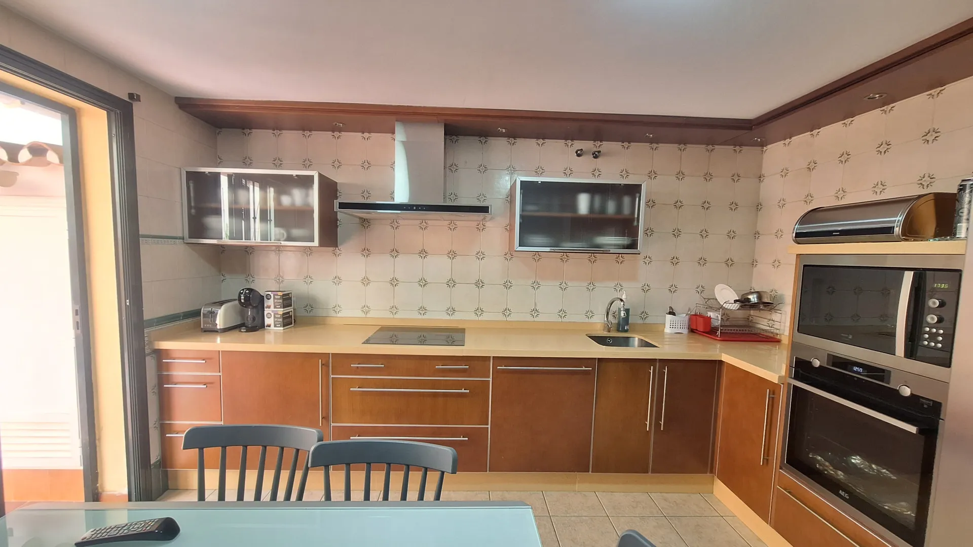 Se vende adosado en Estepona Ciudad de 6 dormitorios