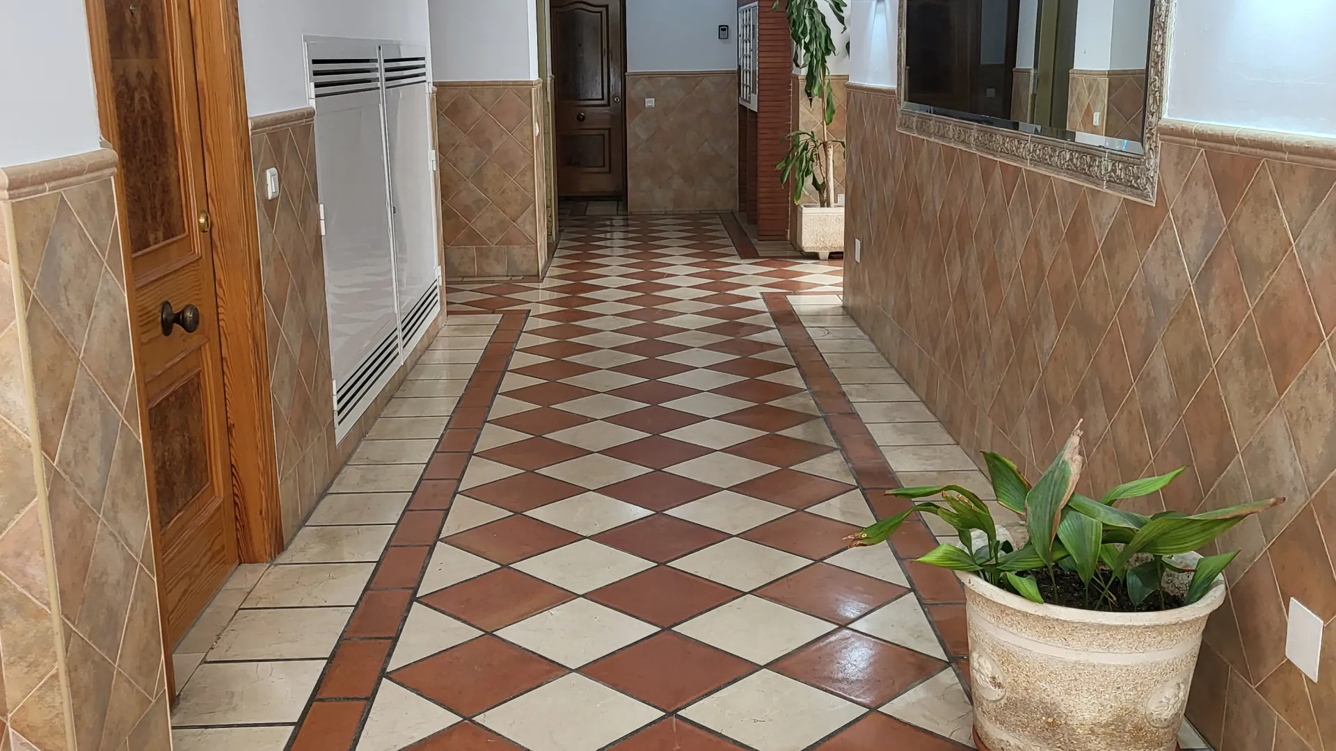 4 bedrooms Calvario ground floor apartment for sale