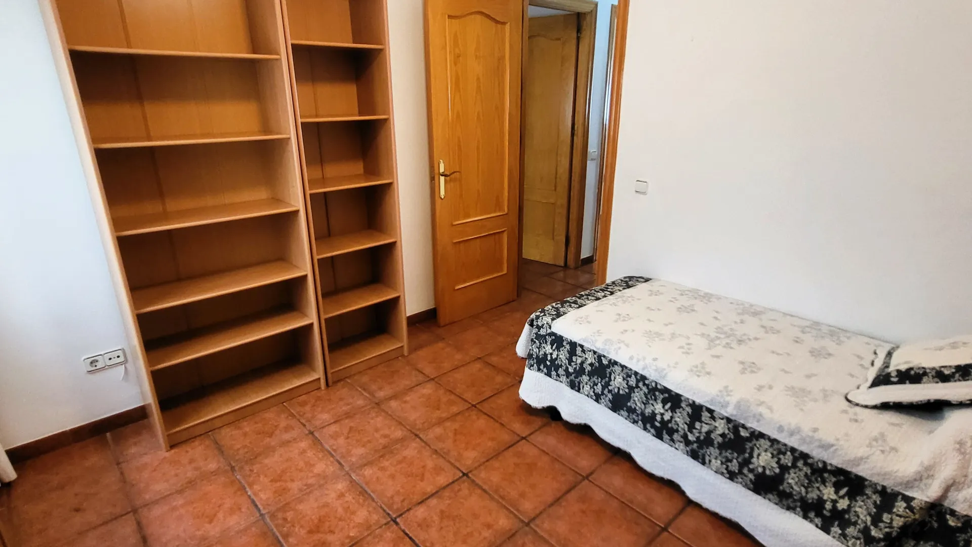 4 bedrooms Calvario ground floor apartment for sale