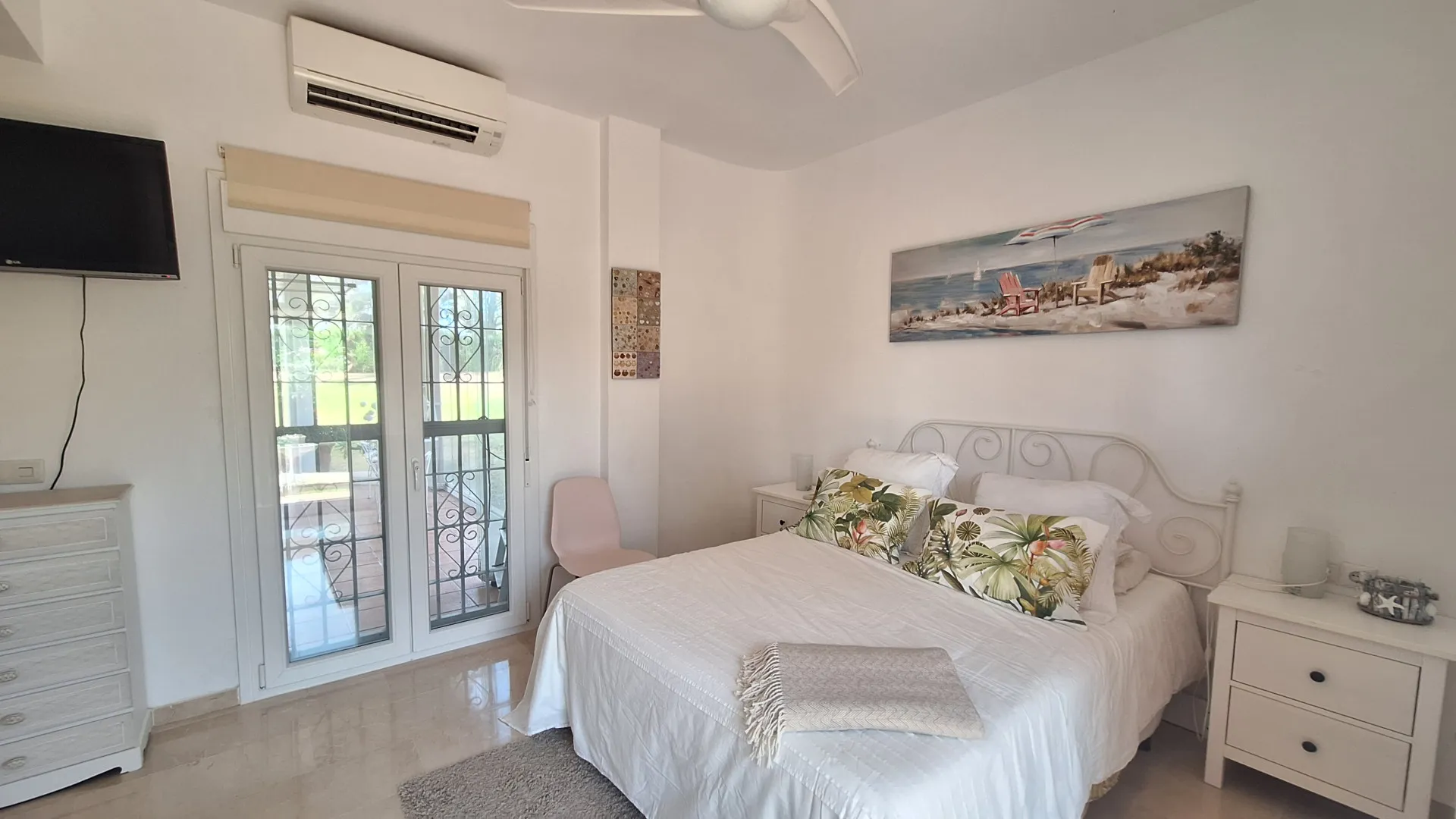 Apartment in Estepona West for sale