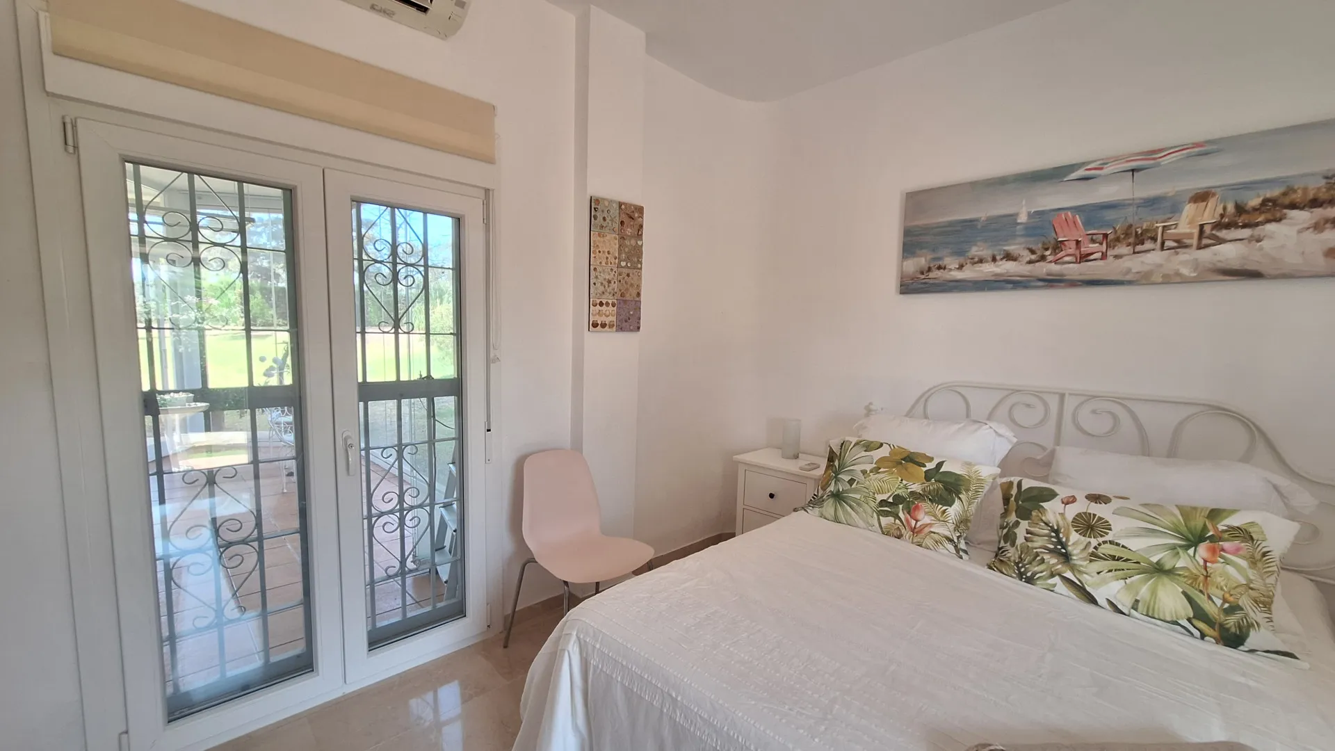 Apartment in Estepona West for sale