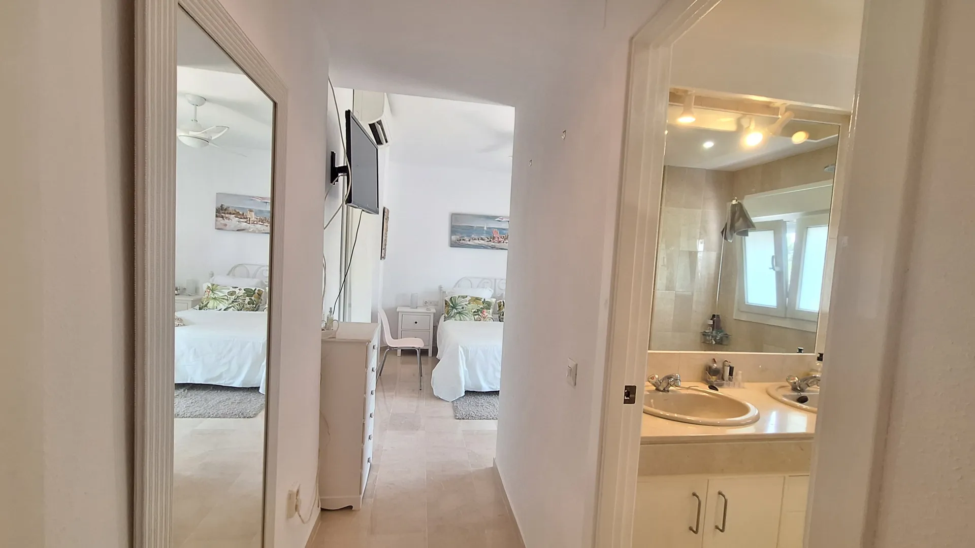 Apartment in Estepona West for sale