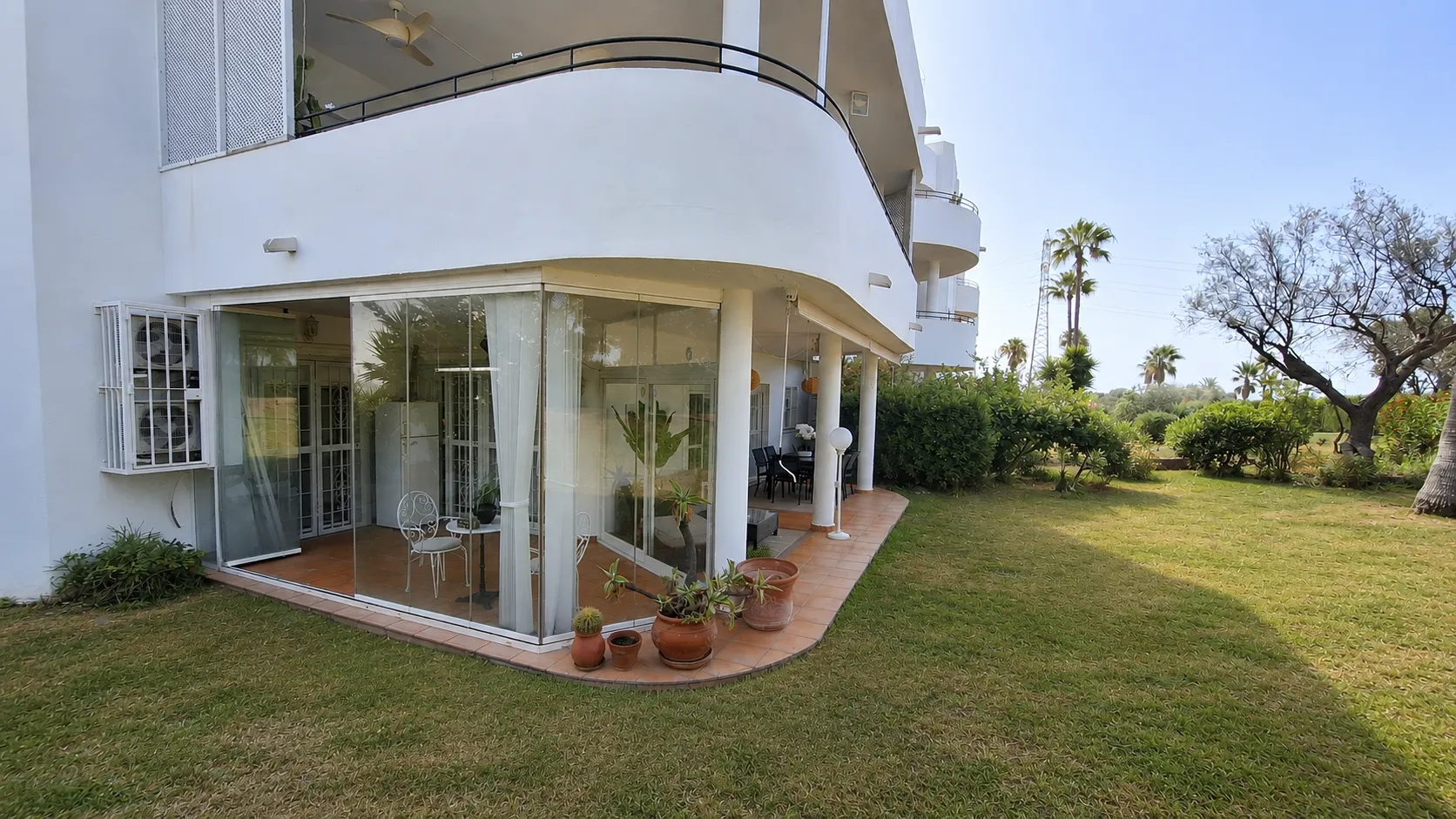 Apartment in Estepona West for sale
