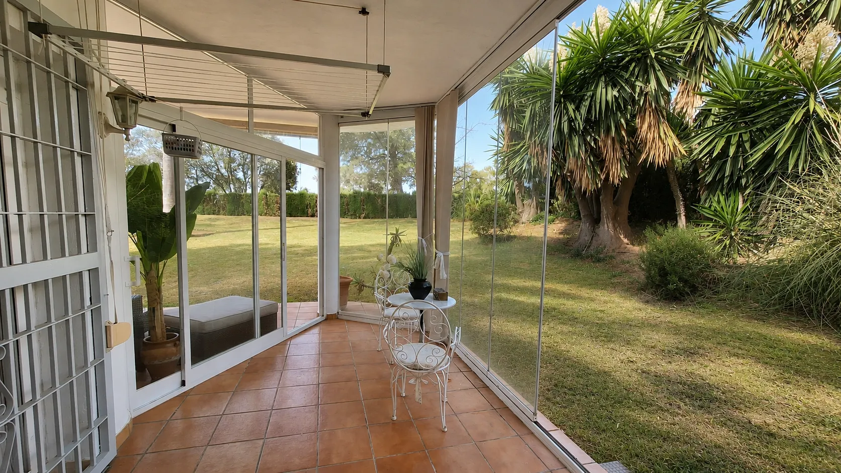 Apartment in Estepona West for sale