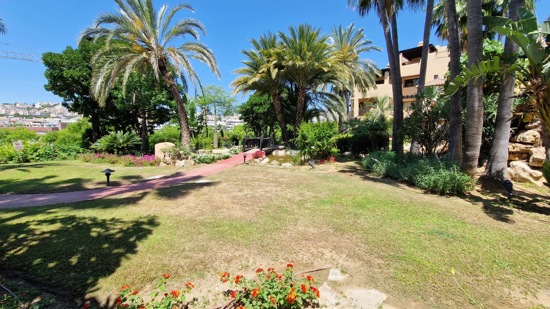 For sale 2 bedrooms ground floor apartment in El Campanario