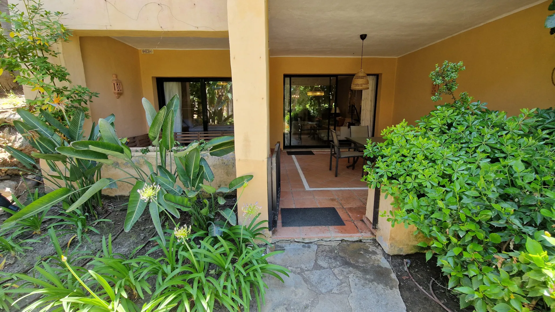For sale 2 bedrooms ground floor apartment in El Campanario