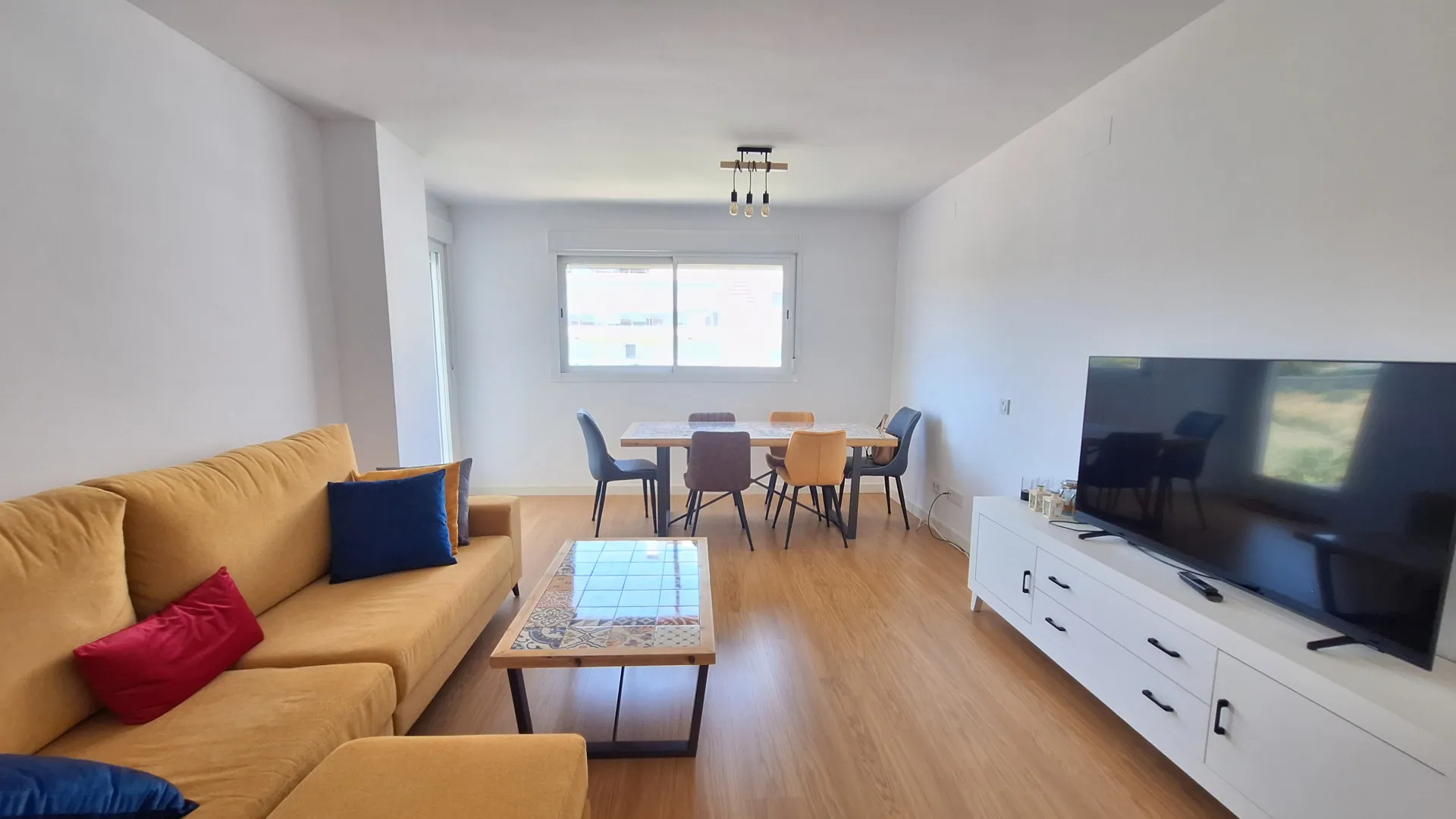 Estepona Centro, piso en venta de 3 dormitorios