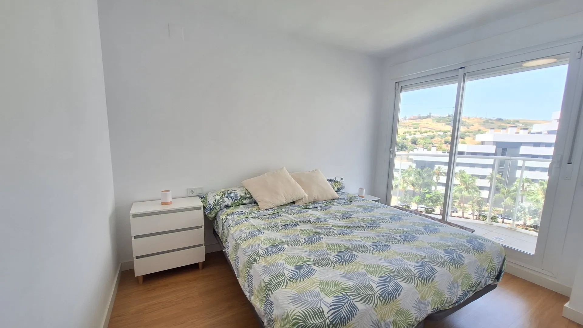 Estepona Centro, piso en venta de 3 dormitorios