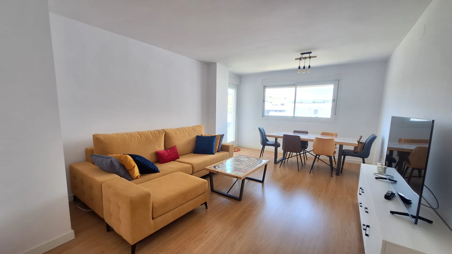 Estepona Centro, piso en venta de 3 dormitorios