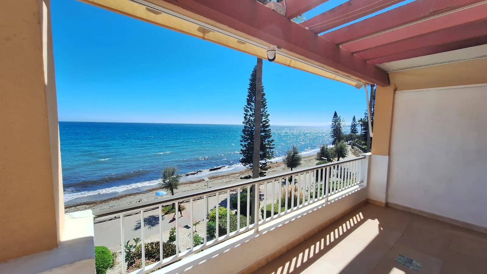For sale apartment with 2 bedrooms in Arena Beach