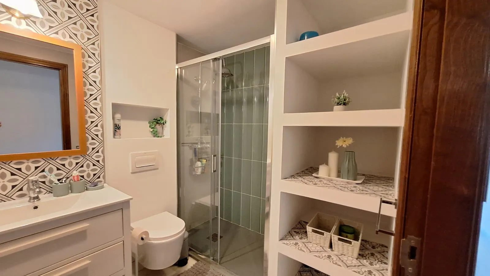 For sale apartment with 2 bedrooms in Arena Beach