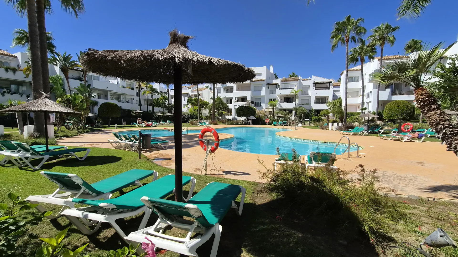 Ground floor apartment for sale in Costalita with 3 bedrooms