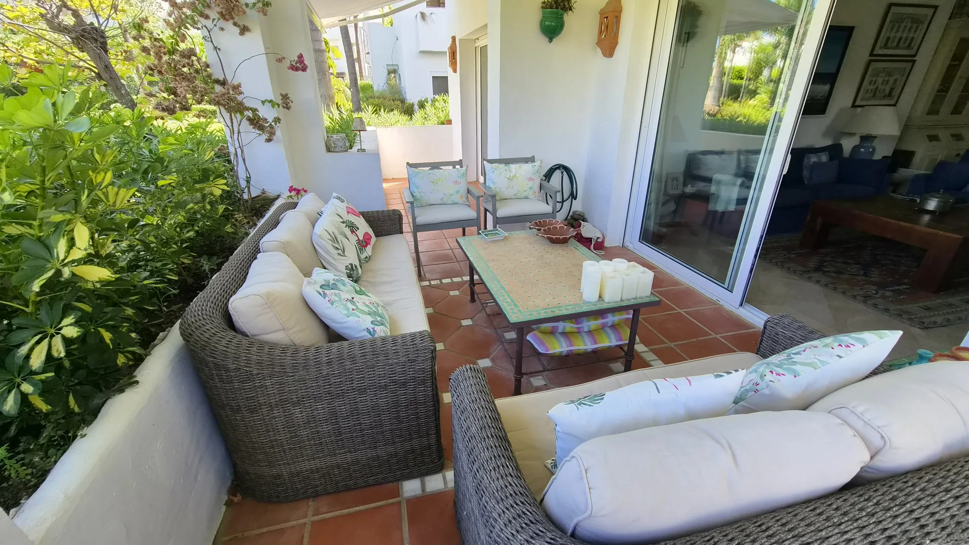 Ground floor apartment for sale in Costalita with 3 bedrooms