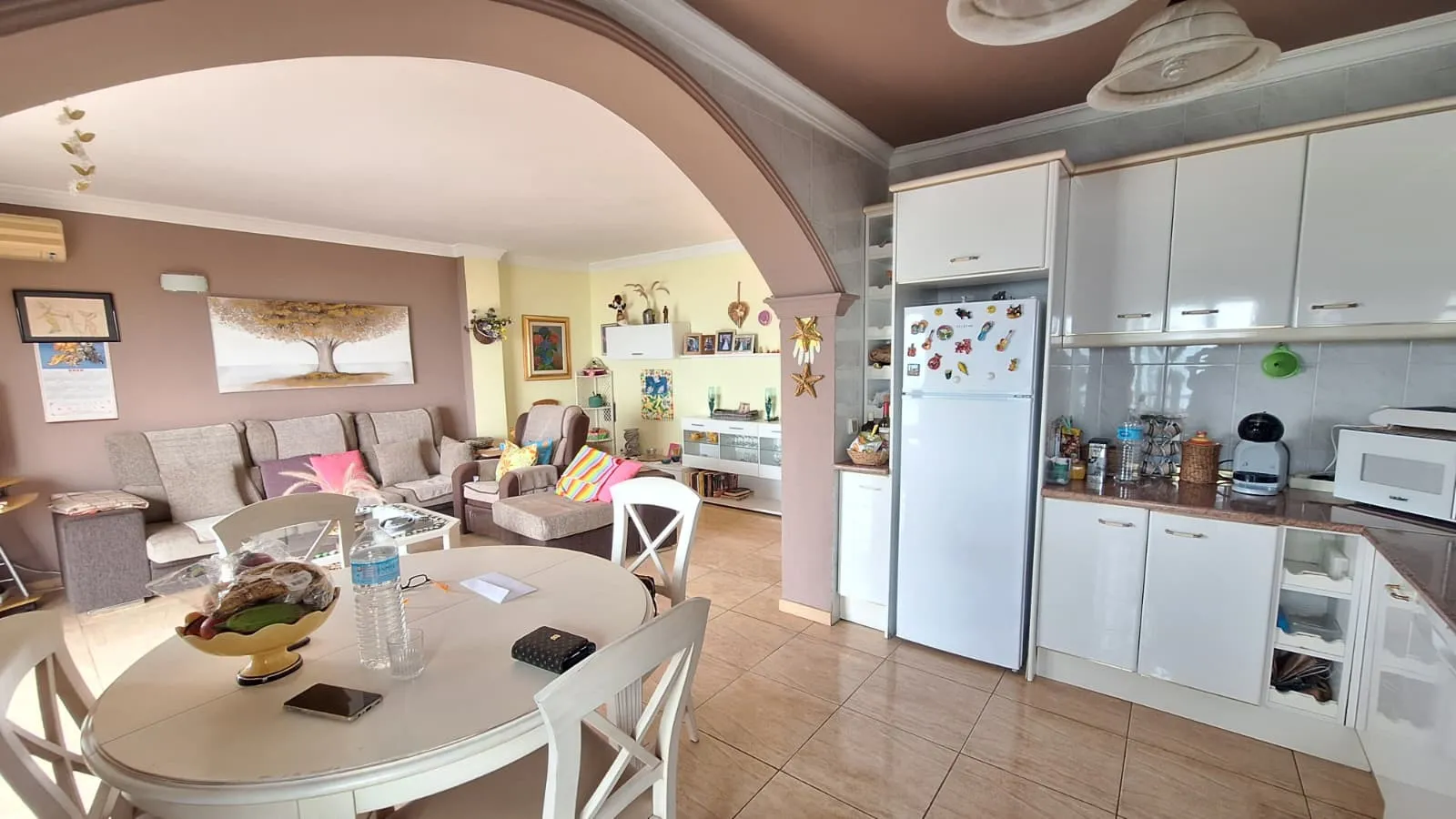 Buy apartment in Estepona West with 3 bedrooms