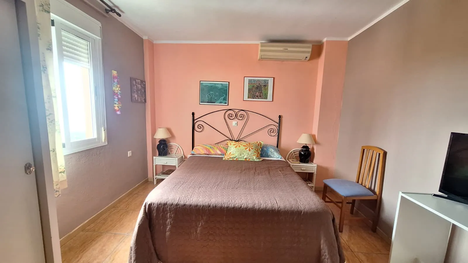 Buy apartment in Estepona West with 3 bedrooms