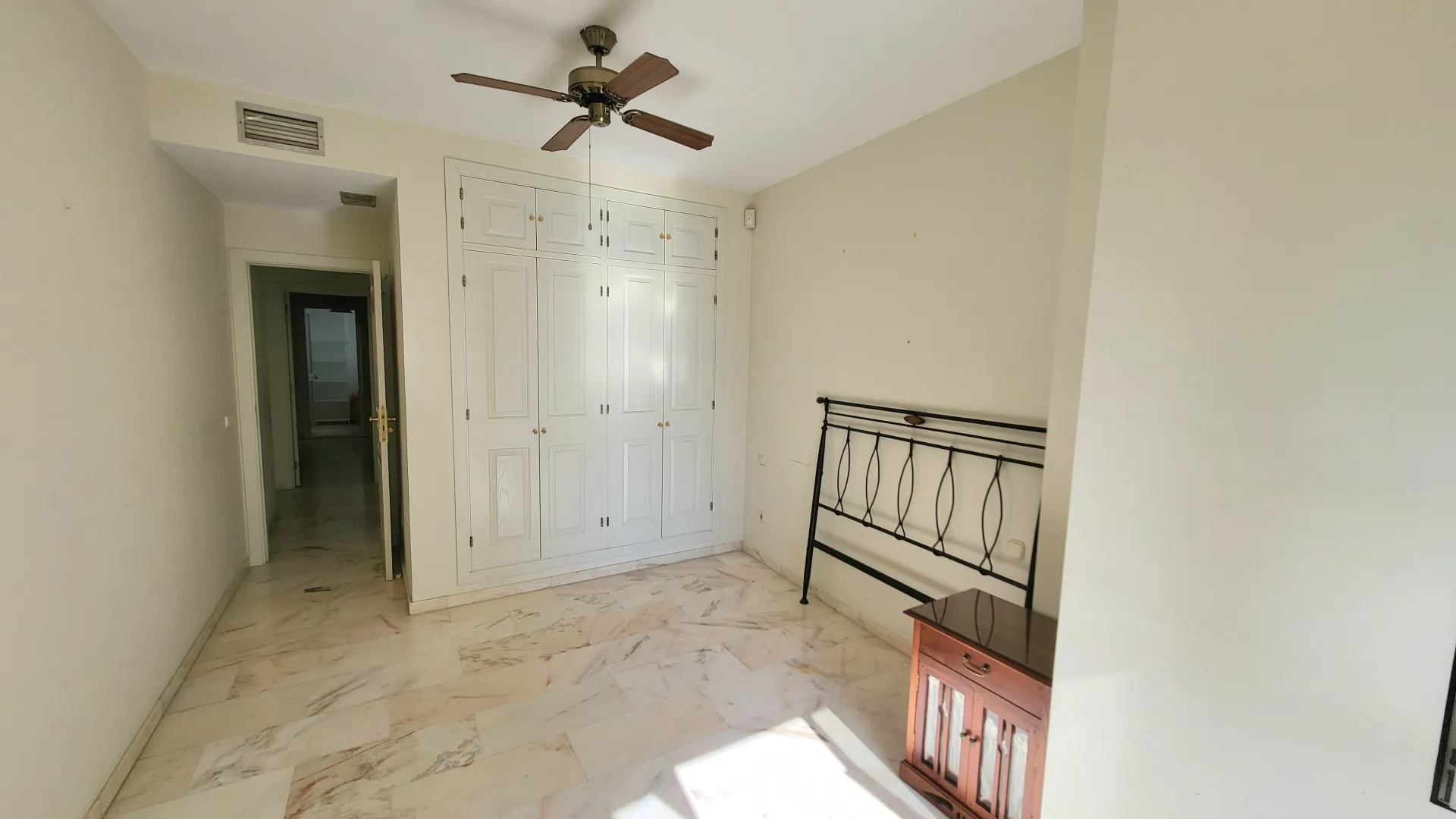 Flat in Estepona Centre for sale