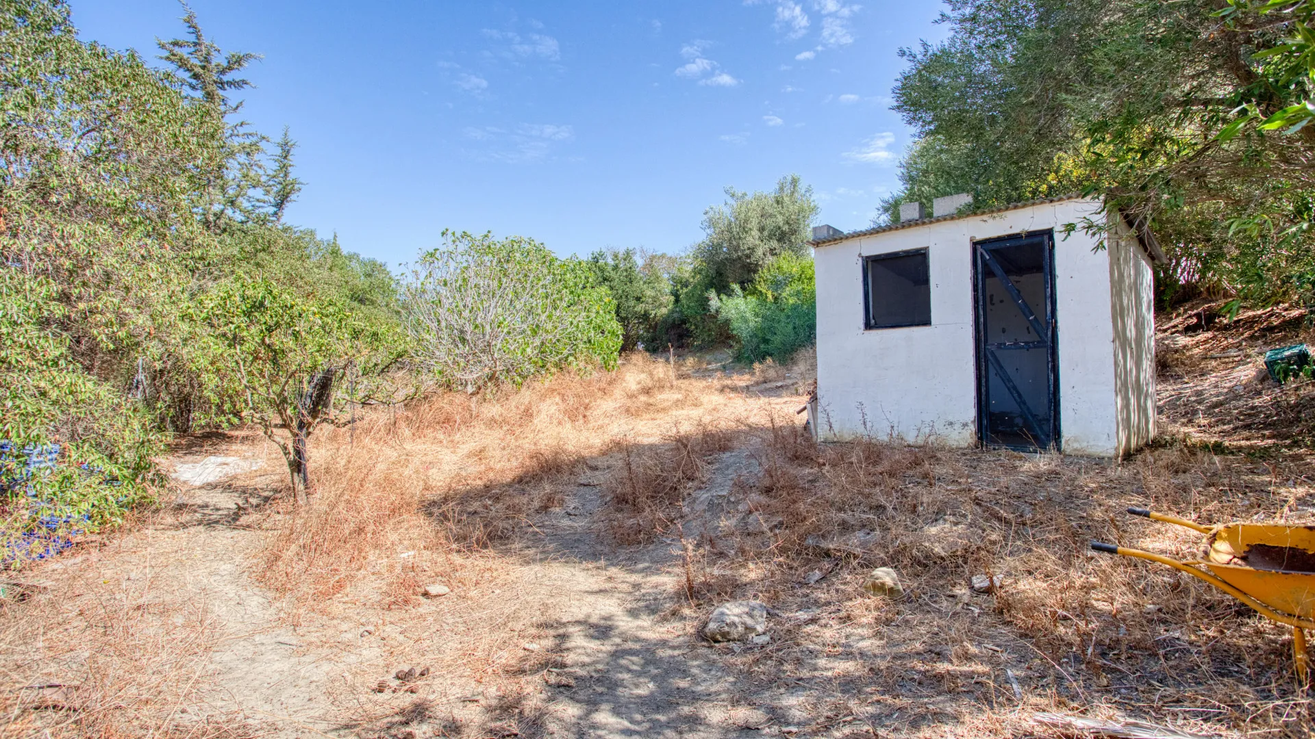 Finca en venta de 3 dormitorios en San Martin del Tesorillo