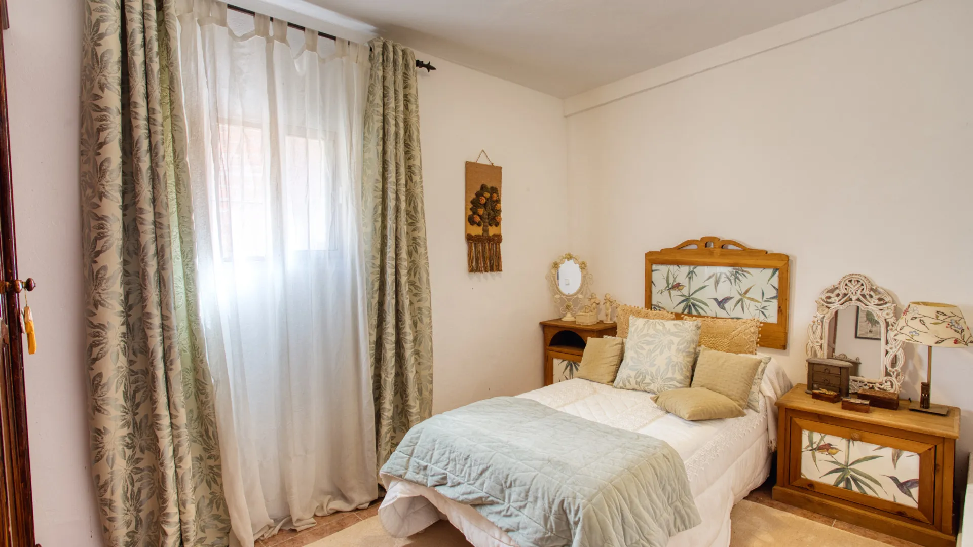 Finca en venta de 3 dormitorios en San Martin del Tesorillo