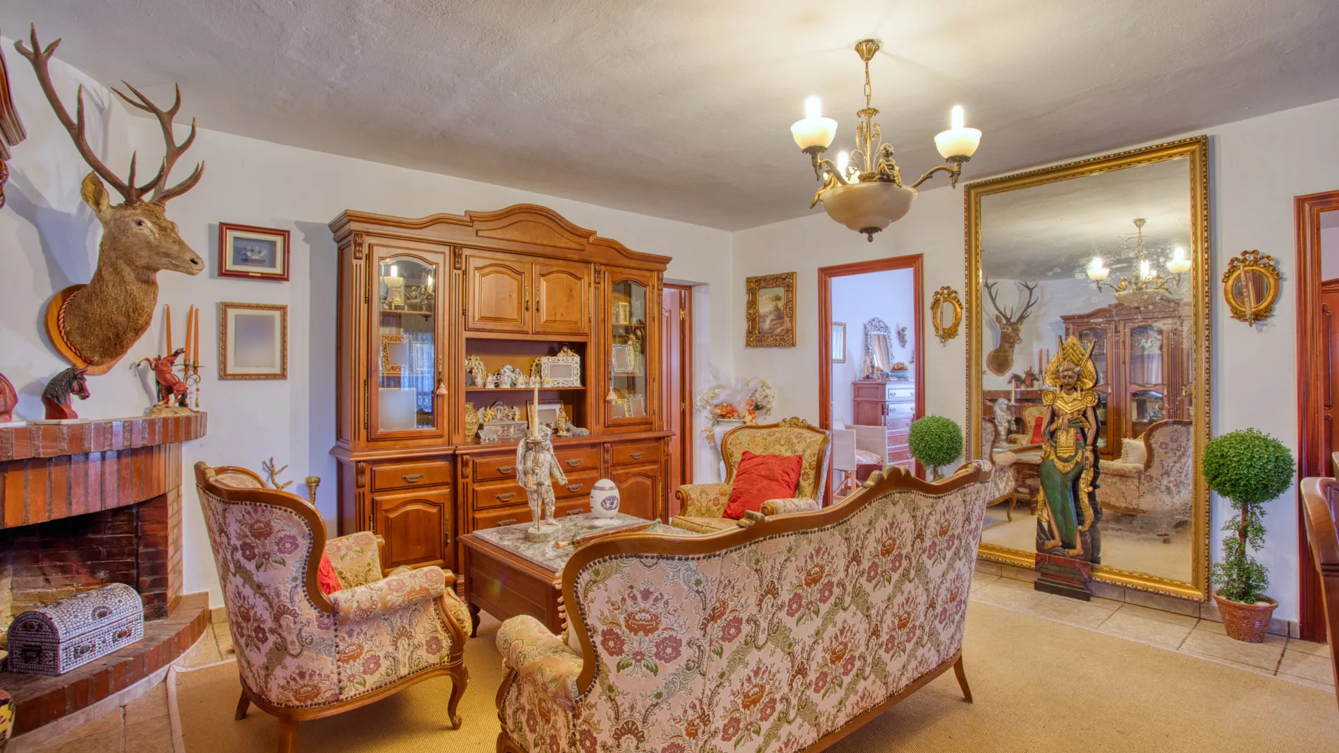 Finca en venta de 3 dormitorios en San Martin del Tesorillo