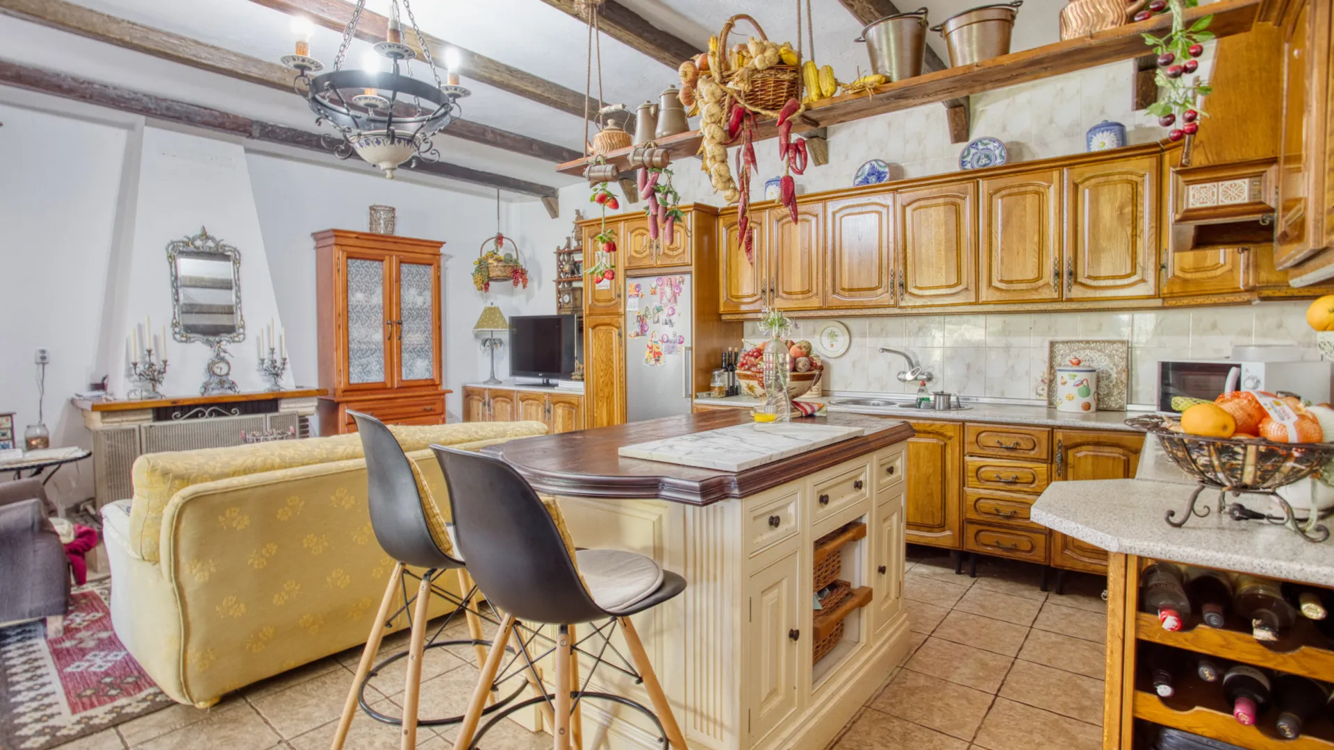 Finca en venta de 3 dormitorios en San Martin del Tesorillo