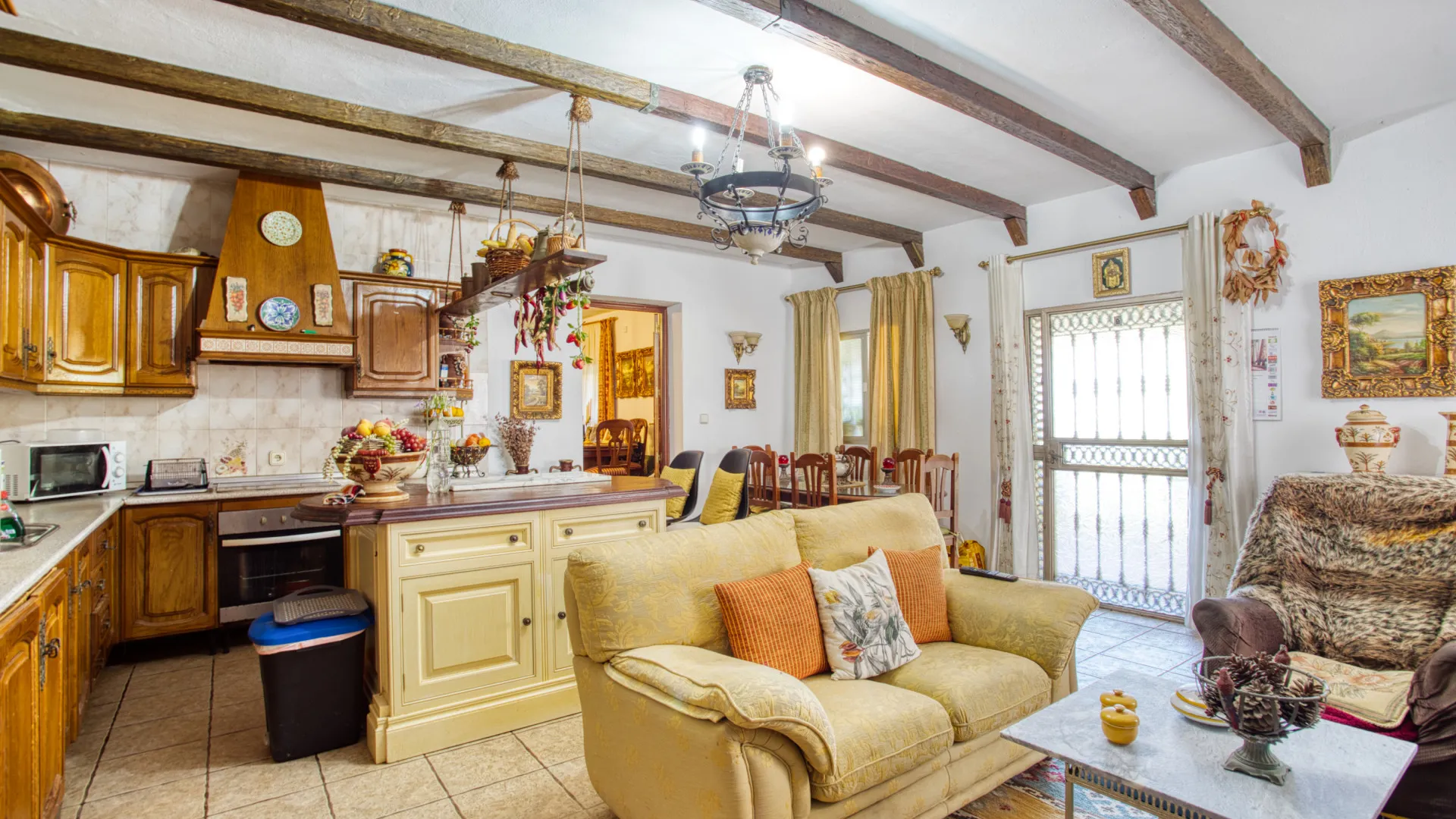 Finca en venta de 3 dormitorios en San Martin del Tesorillo